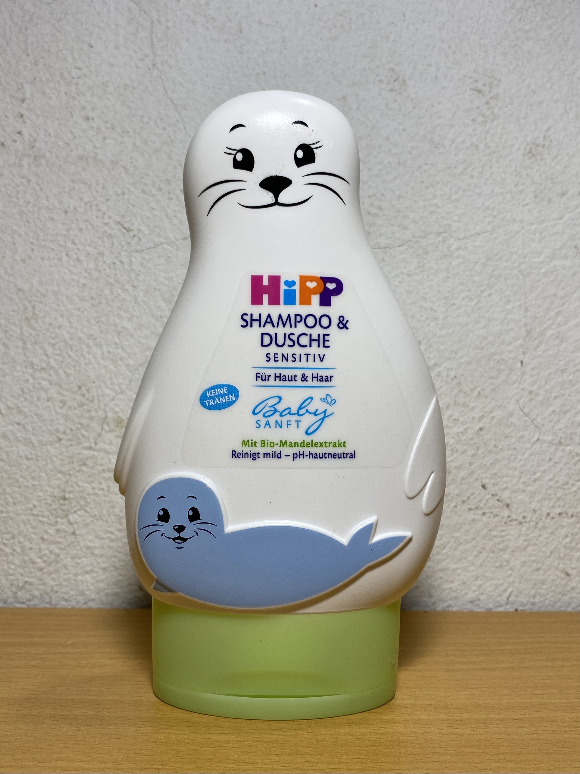 Dầu gội và sữa tắm HIPP - Đức