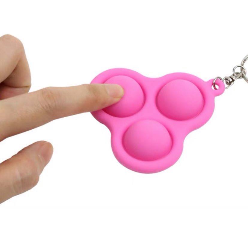POP IT Tiktok Móc Khóa Gắn Đồ Chơi Giúp Giảm Căng Thẳng