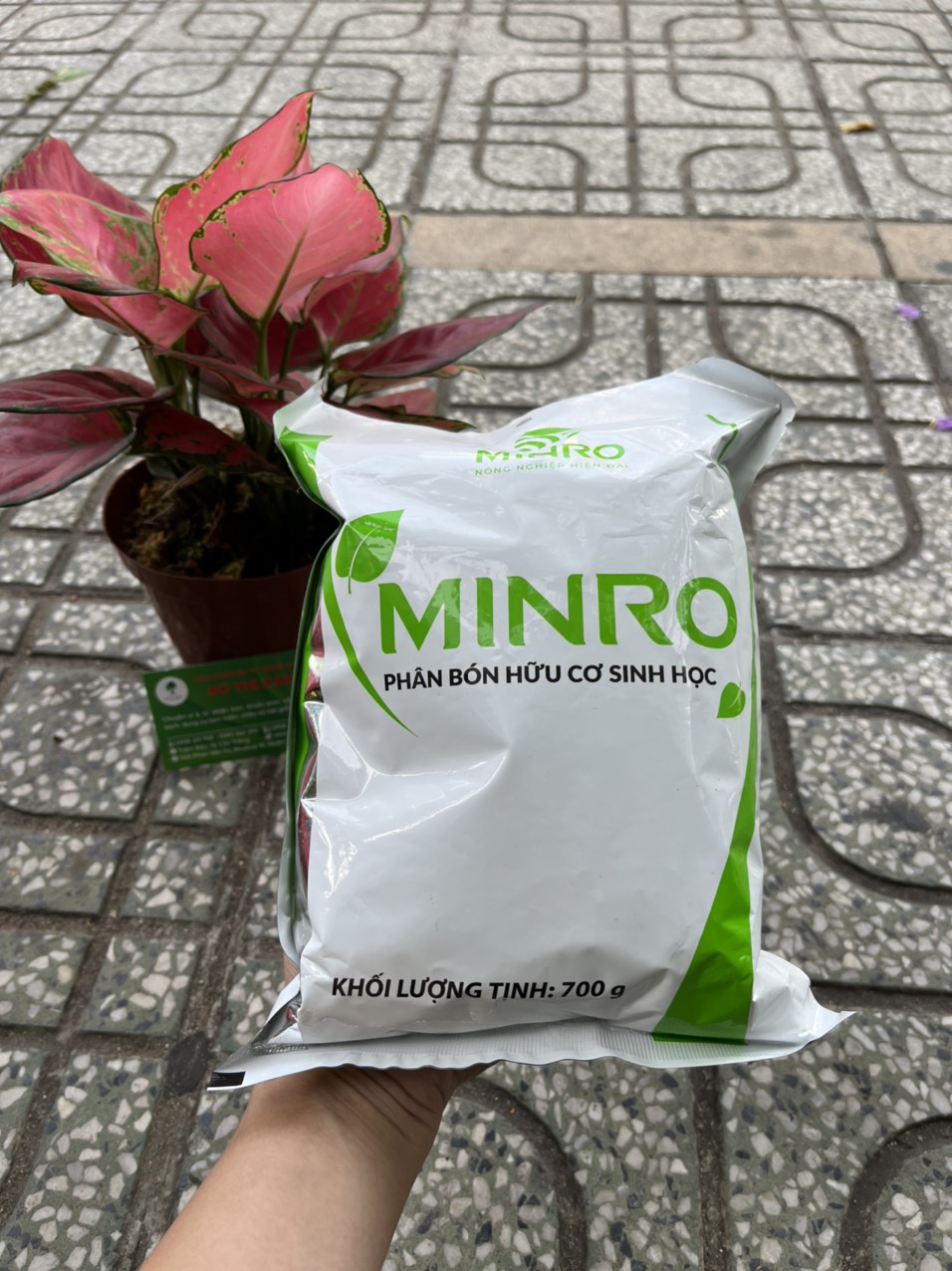 Phân hữu cơ sinh học Hà Lan Minro, phân viên nén đậm đặc gói 700gr