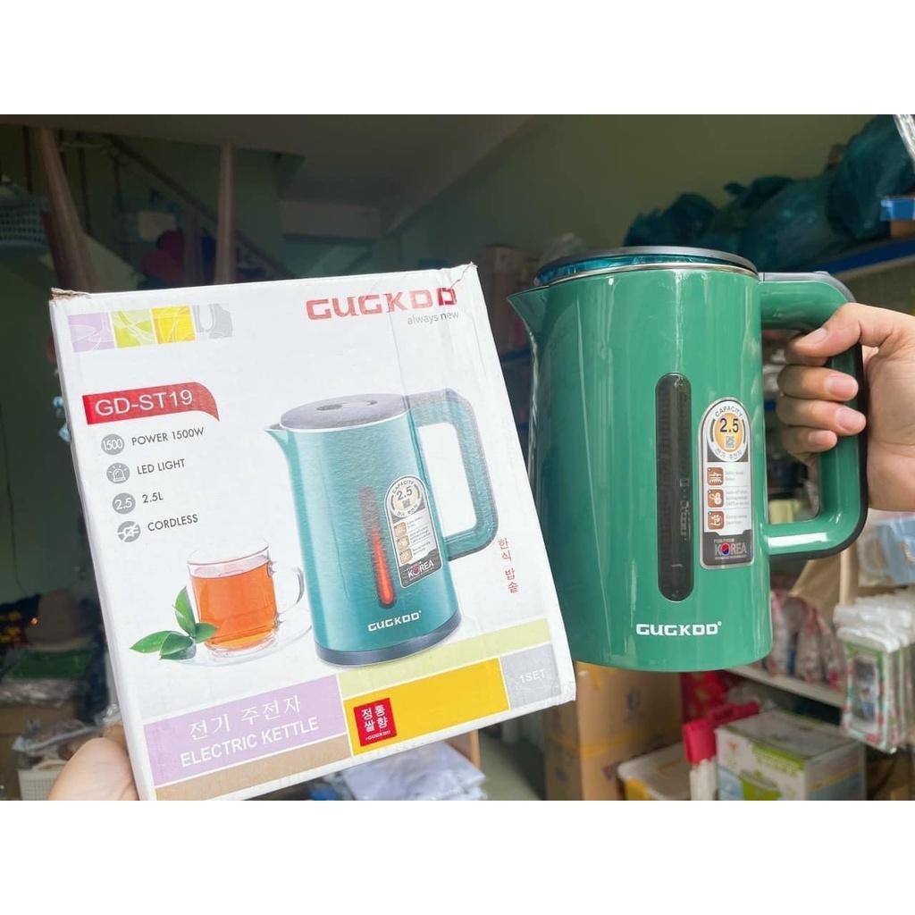 Ấm đun nước siêu tốc 2,5 lít Cuckoo ST19