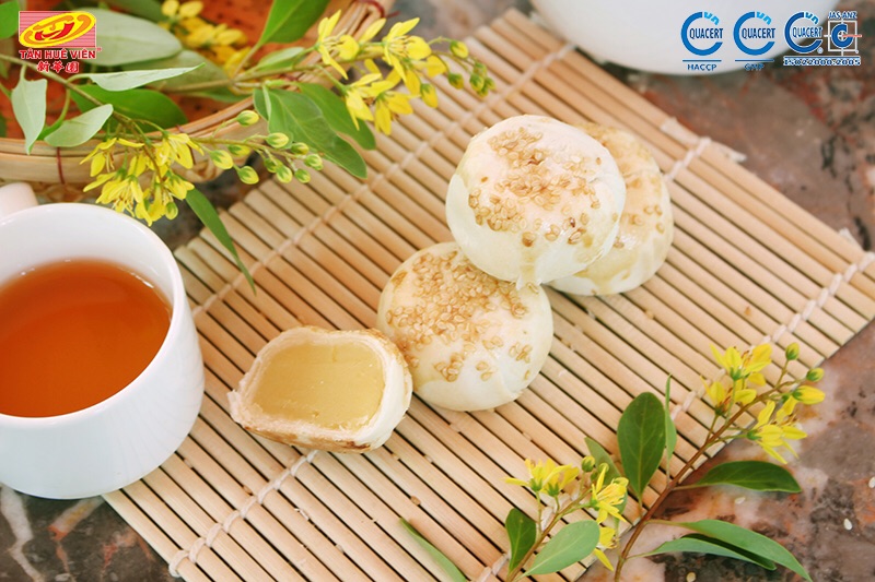 Bánh Long châu Tân Huê Viên