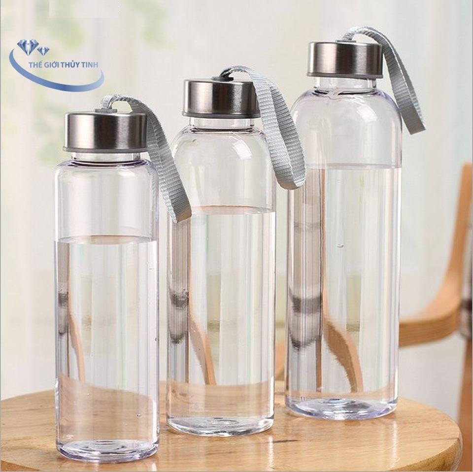 BÌNH THỦY TINH CÓ DÂY XÁCH NHIỀU MÀU 500ML