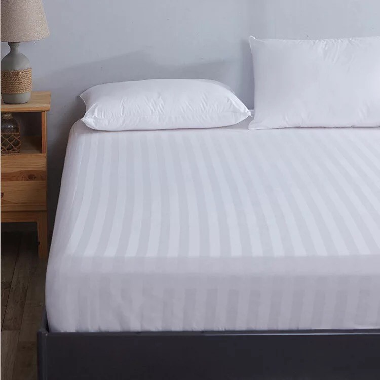 [HCM]Bộ Drap Cotton Khách sạn trắng sọc 3 phân 2.2mx2m
