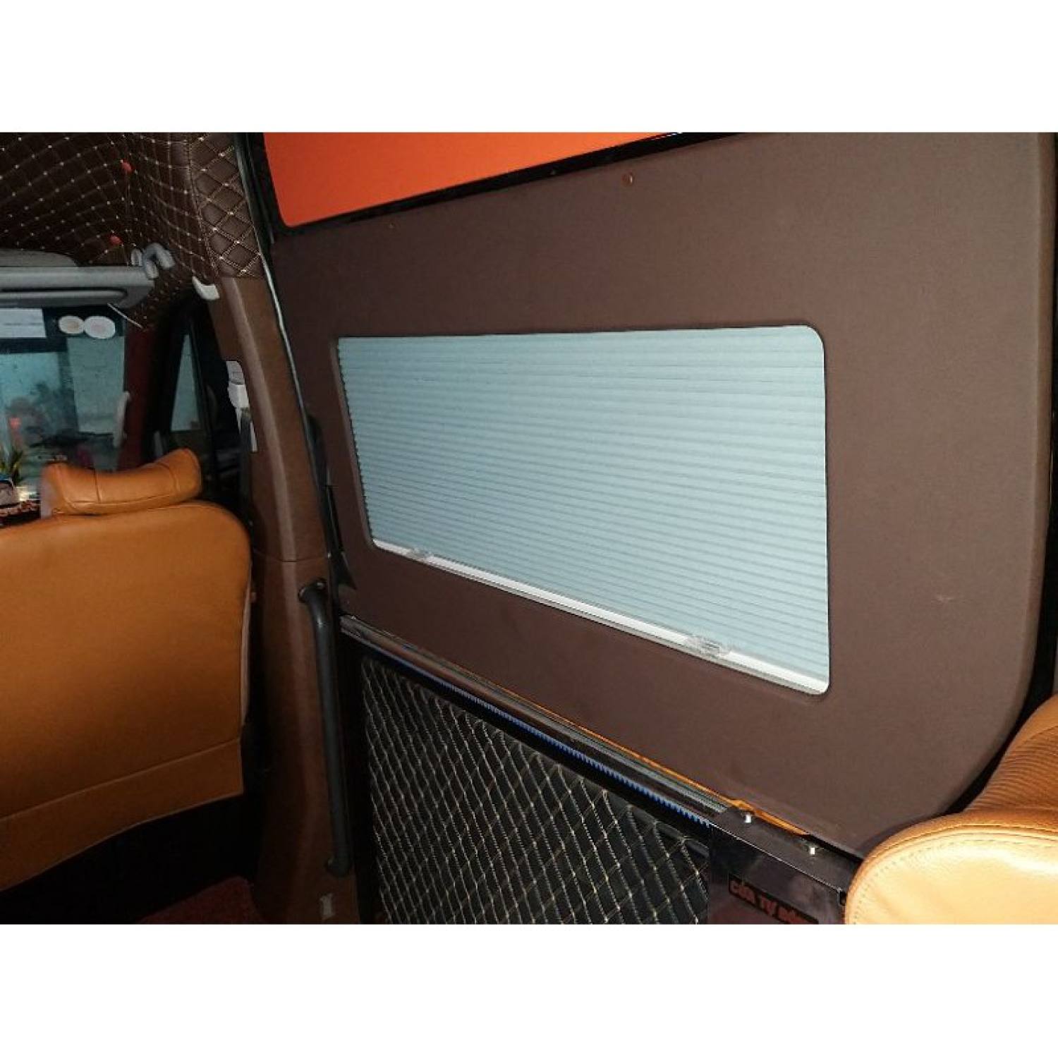 rèm cơ hoặc điện cho xe limousine