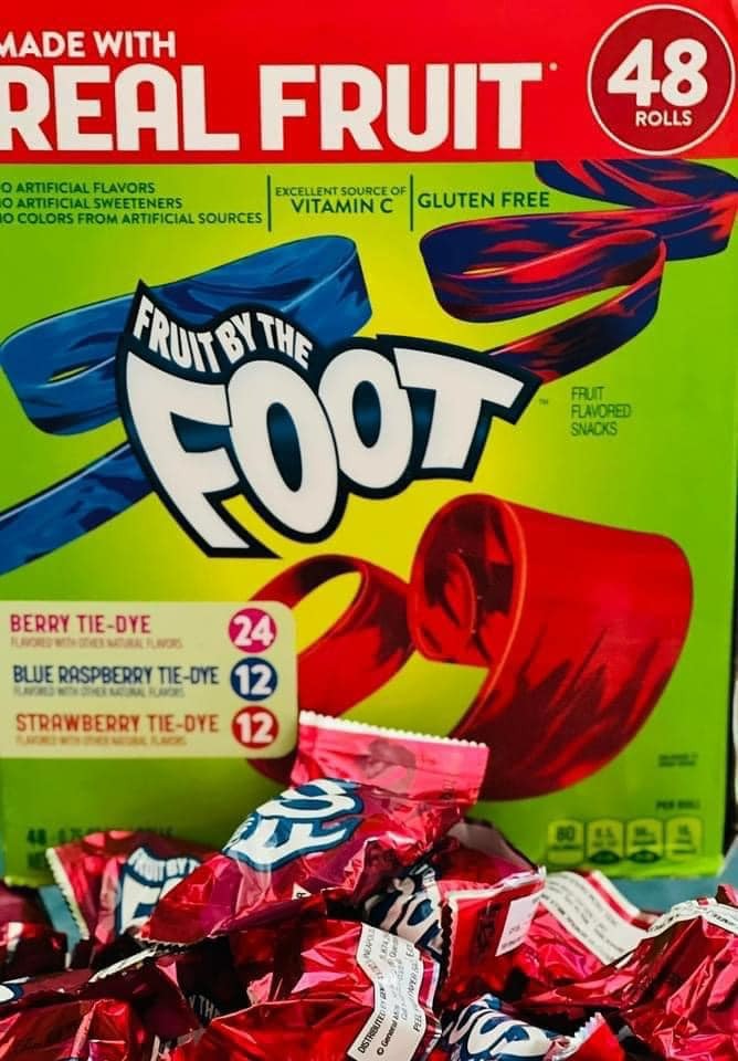 Kẹo dẻo cuộn từ nước trái cây Fruit By The Foot - EDS