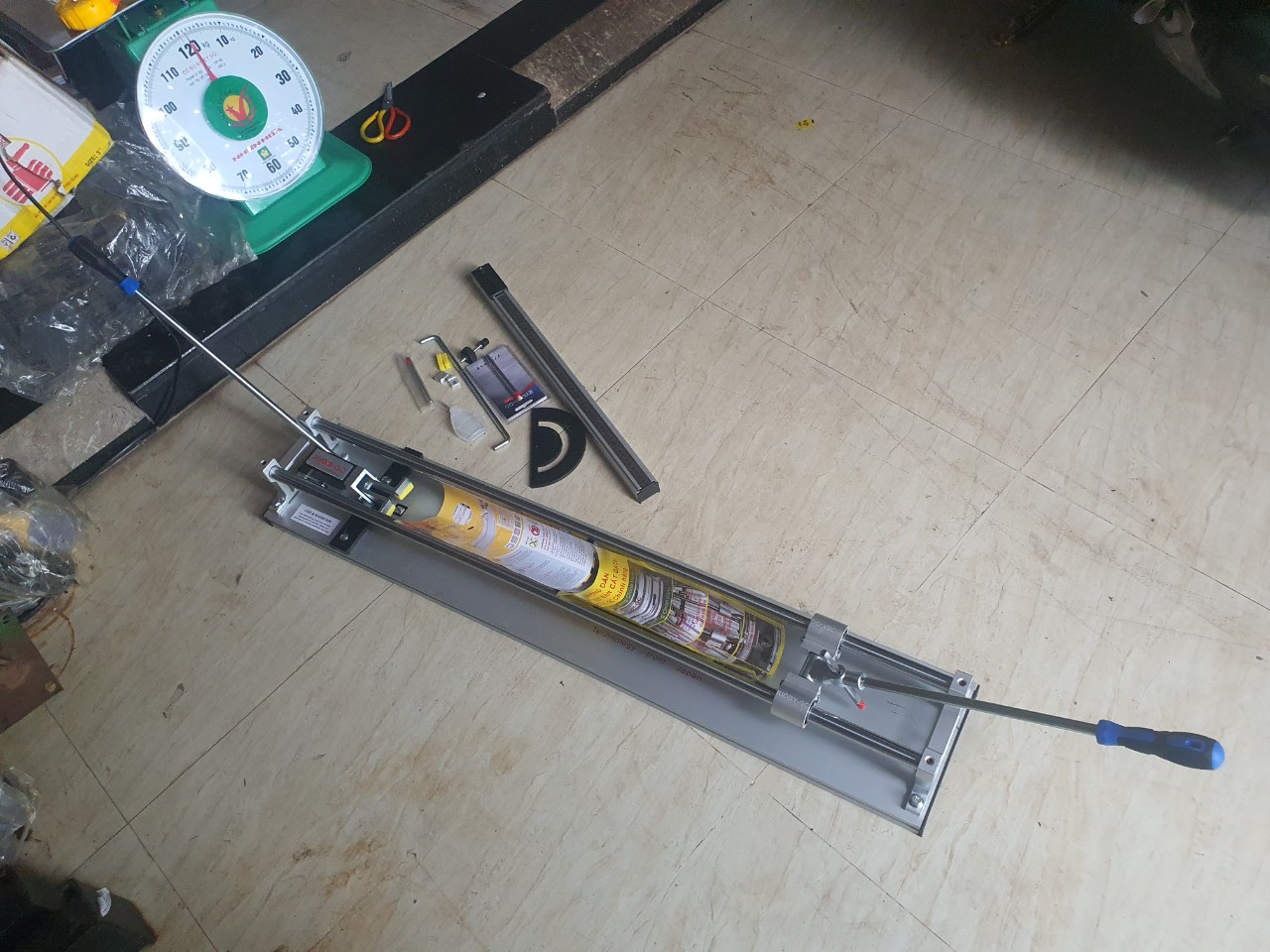 Bàn Cắt Gạch Ryobi QC-800