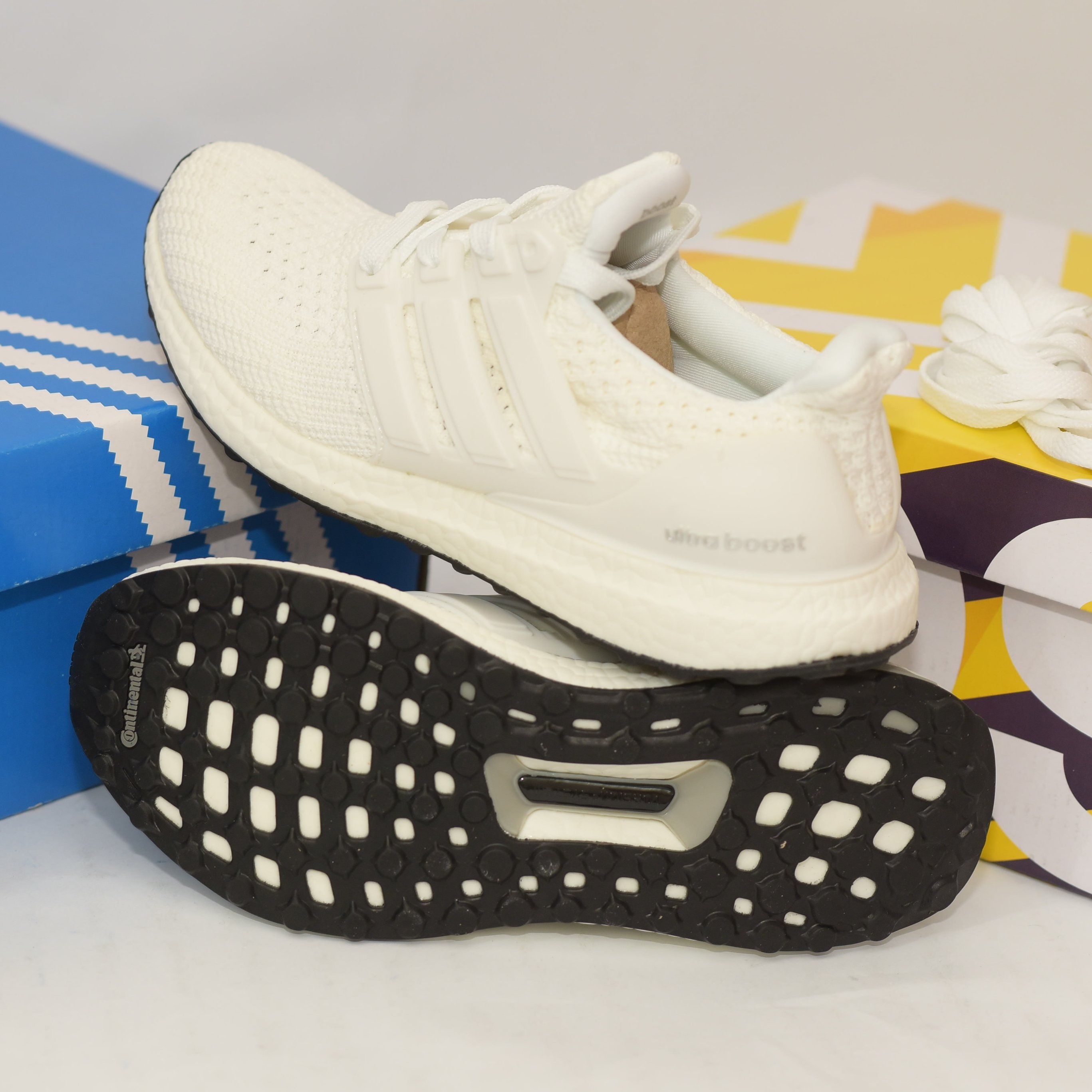 [Siêu Sale] Giày Sneaker Nam Nữ Ultraboost 4.0 Trắng (Fullbox+ Tặng hộp bảo vệ box)