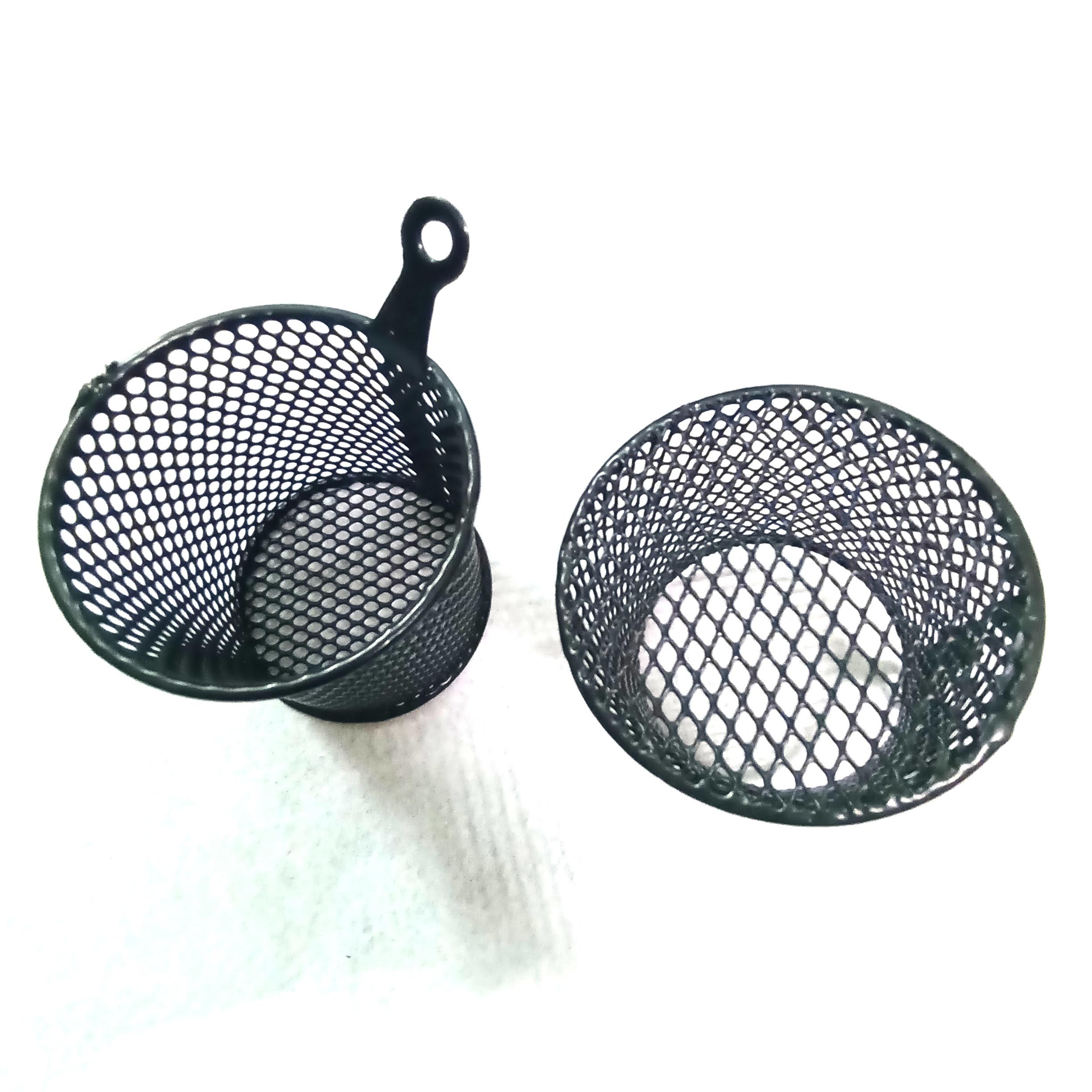 RỔ NHỎ ĐỰNG CHAI NƯỚC CHO XE MÁY