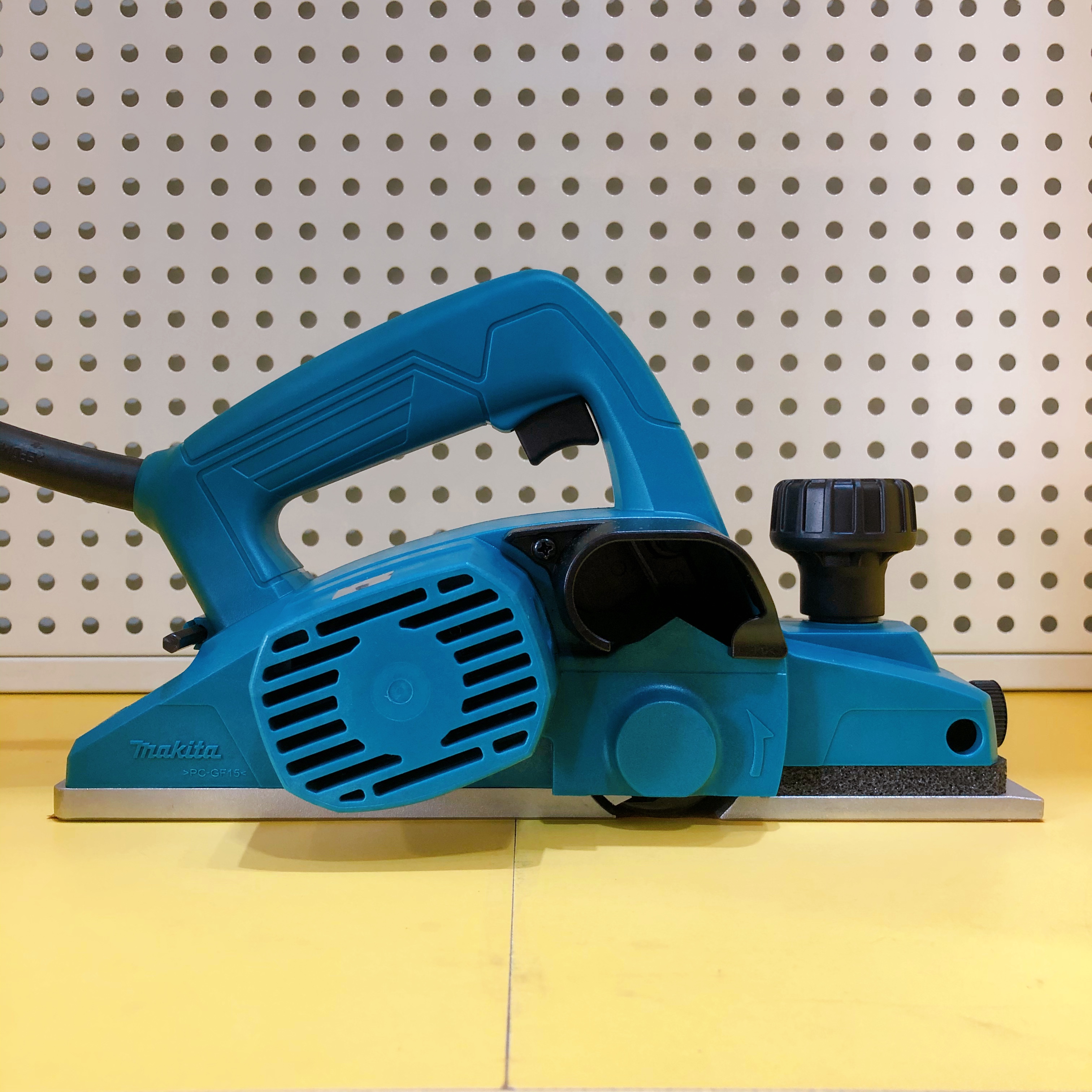 [HCM]Máy Bào Gỗ Makita M1902B 82mm