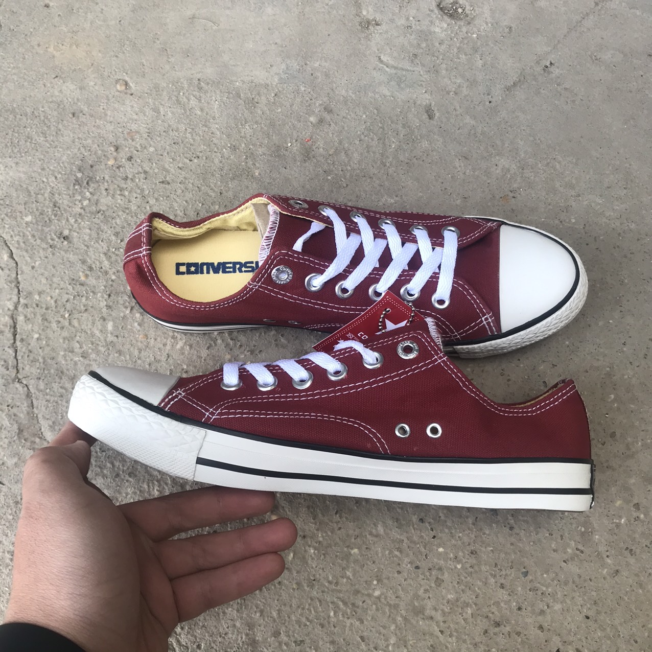 GIÀY CONVERSE MÀU ĐỎ MẬN