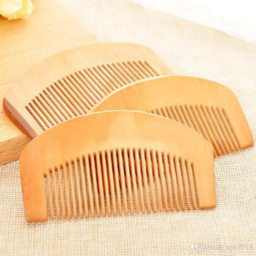 LƯỢC GỖ CHẢI TÓC