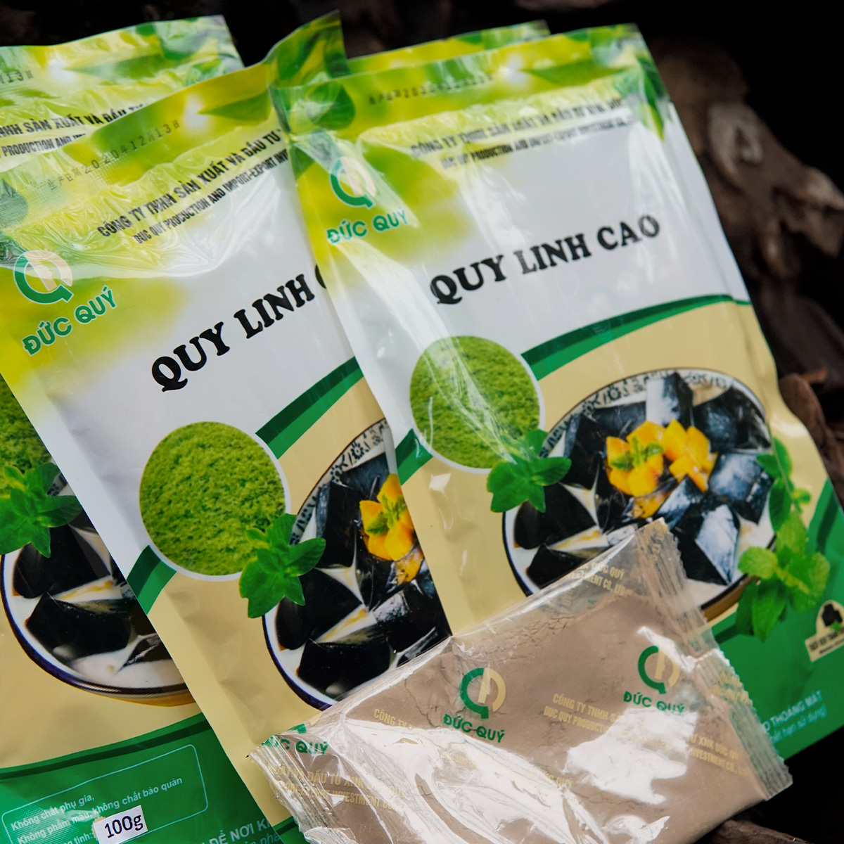 Bột Thạch đen (Quy Linh Cao) ĐỨC QUÝ loại 100g