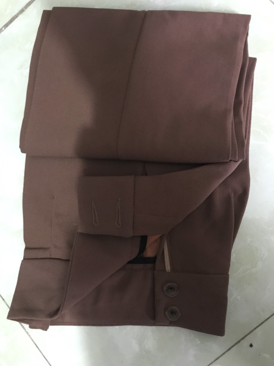 Quần ống suông lưng cao, Cạp cao 7cm 2 khuy