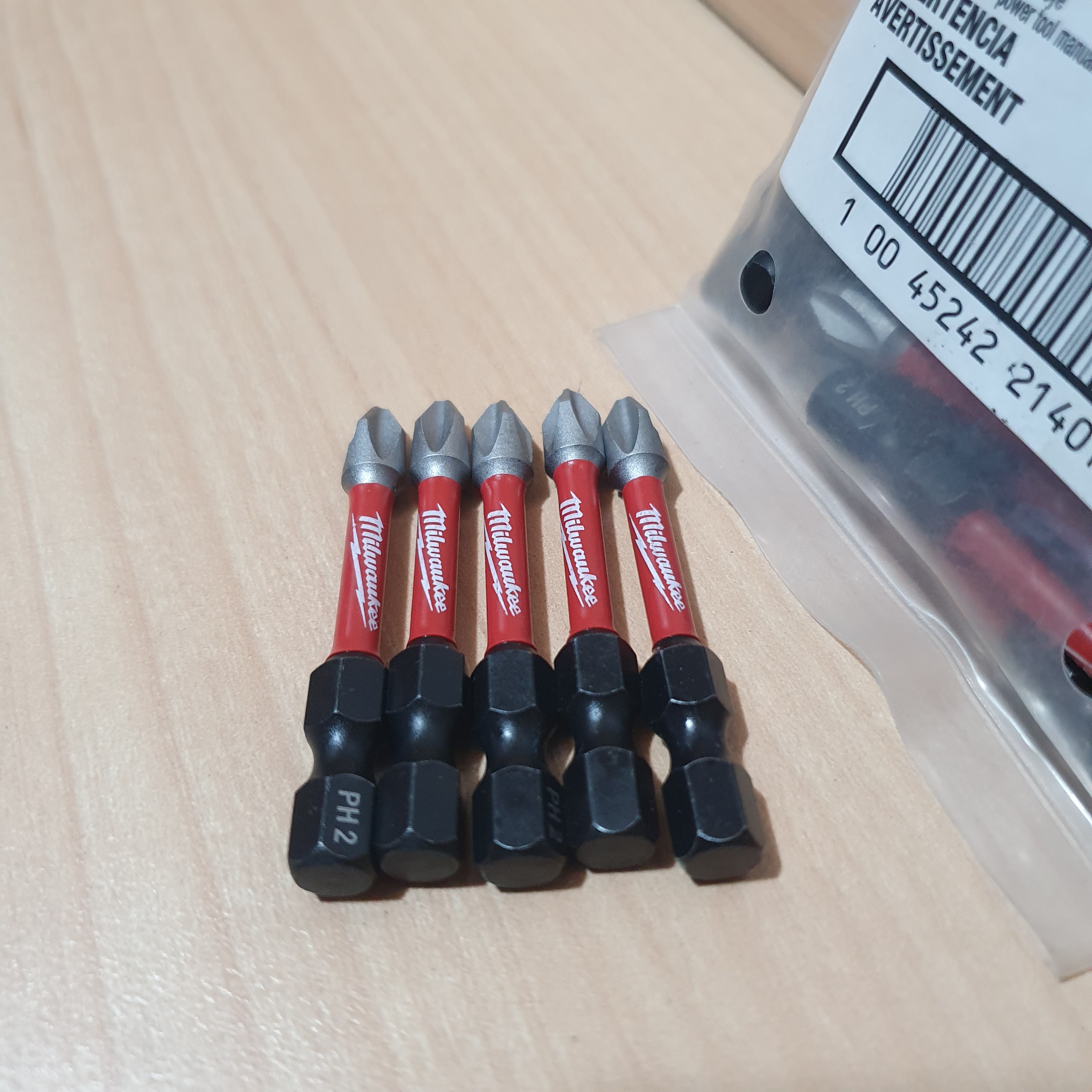 Mũi bắn vít Milwaukee ph2, 5cm chuẩn ngắn thép cứng