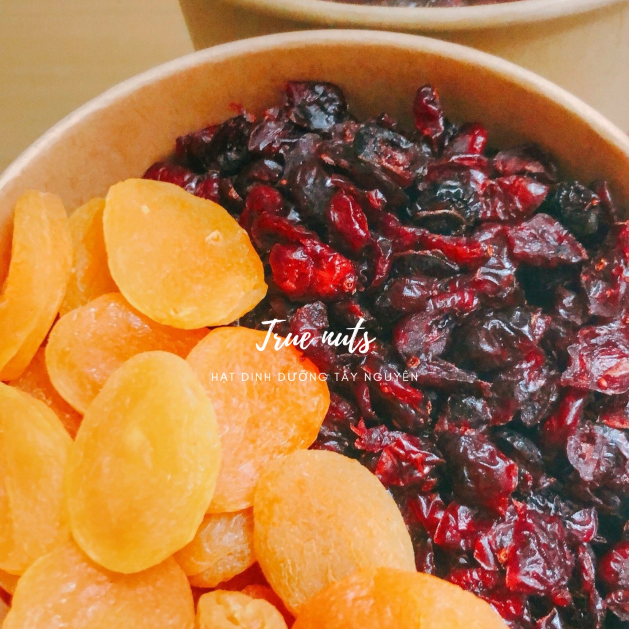 Mixfruit nam việt quất & mơ sấy không đường