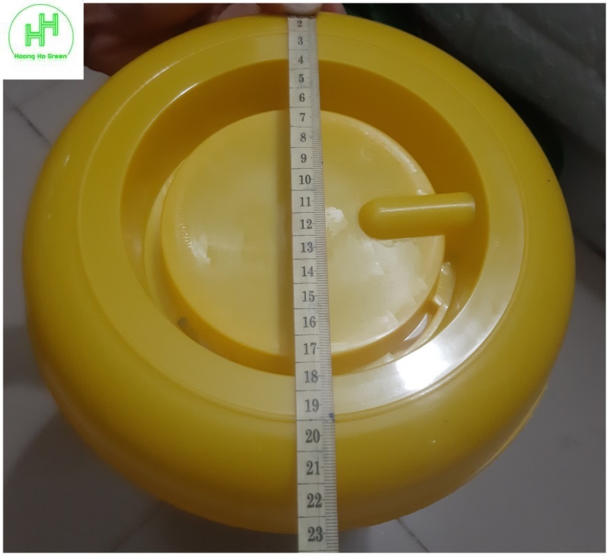 1 Bình Đựng Nước Cho Gia Cầm (Gà, Ngan, Vịt....) Dung Tích: 8L