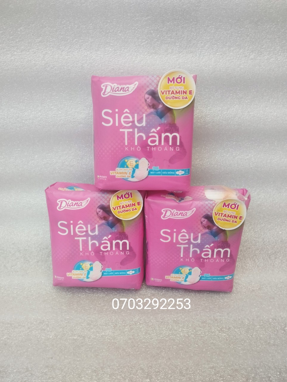 Combo 3 gói băng vệ sinh Diana siêu thấm siêu mỏng cánh 8M