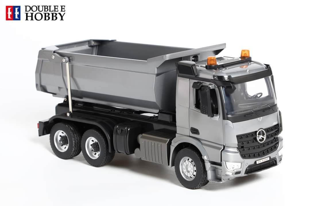 XE BEN ĐIỀU KHIỂN TỪ XA  E590