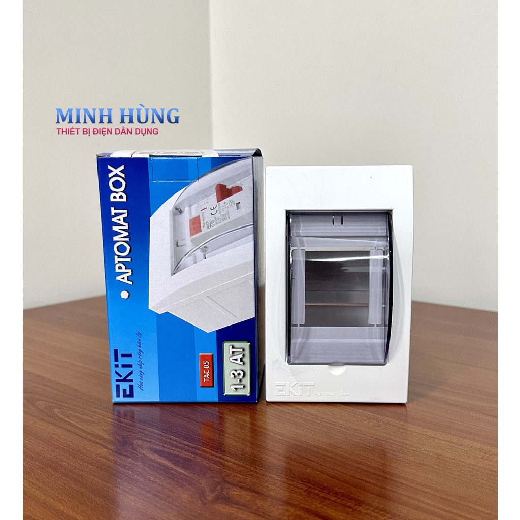 Tủ điện âm tường EKIT chứa aptomat cài