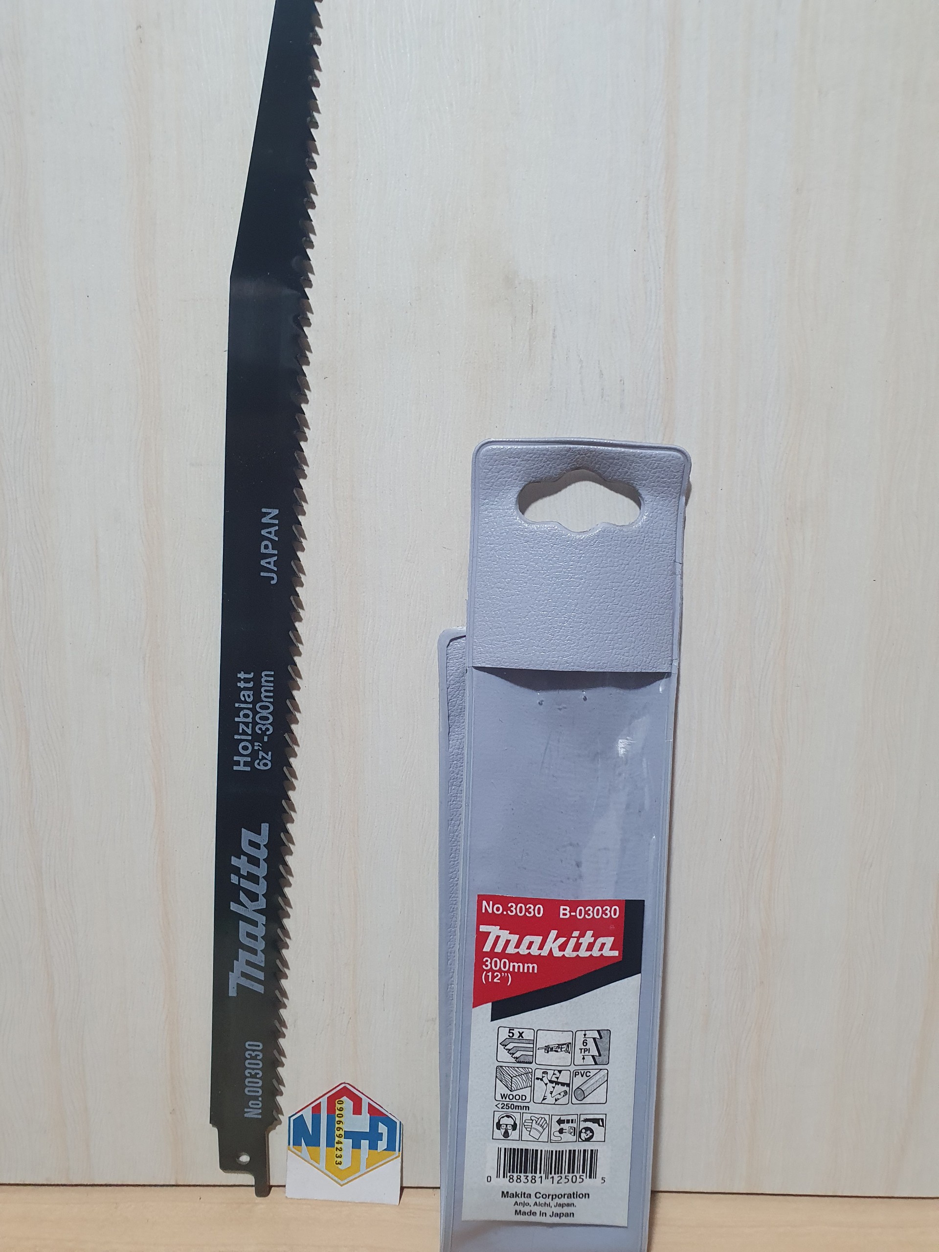 Lưỡi cưa kiếm cắt gỗ dài 300mm makita b-03030