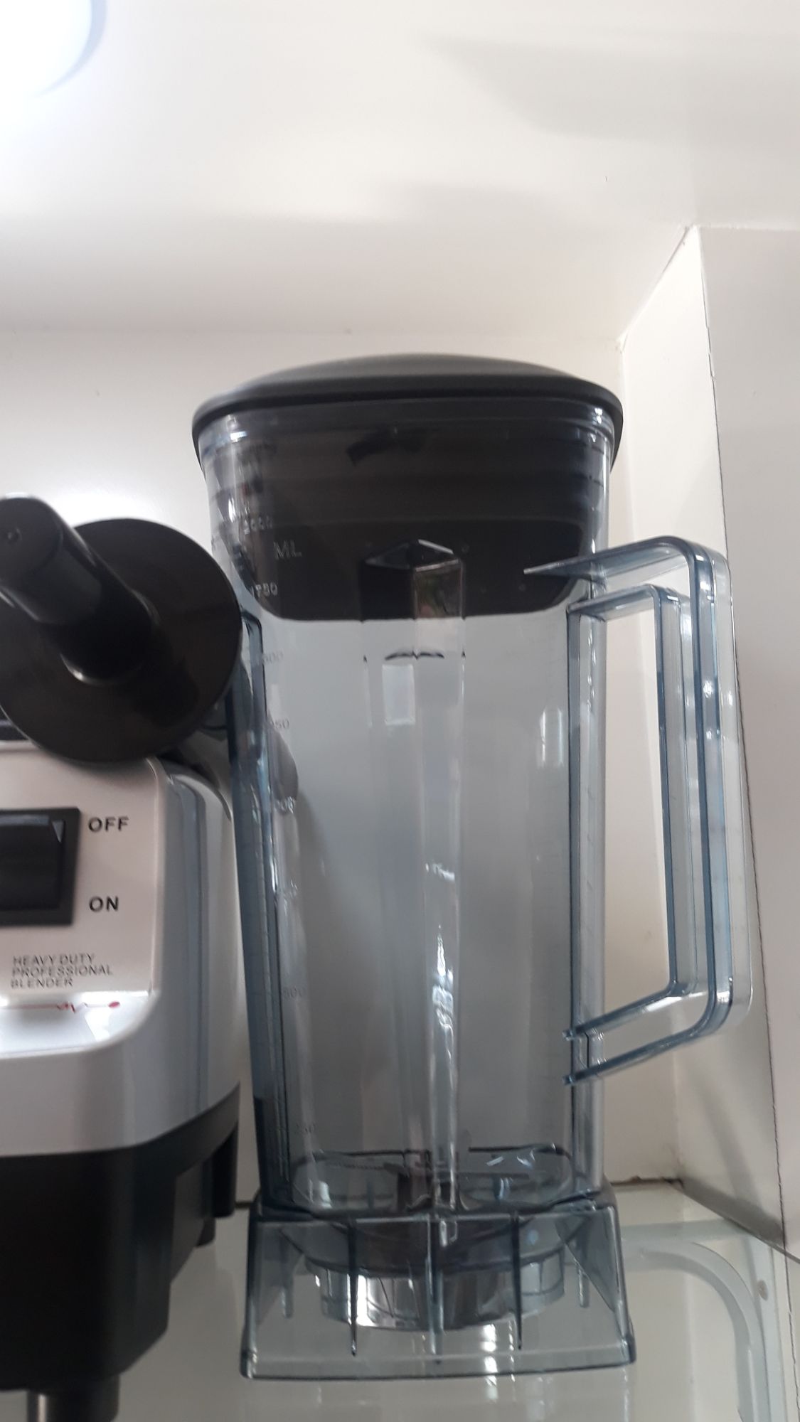 Máy xay sinh tố công nghiệp legend LB567