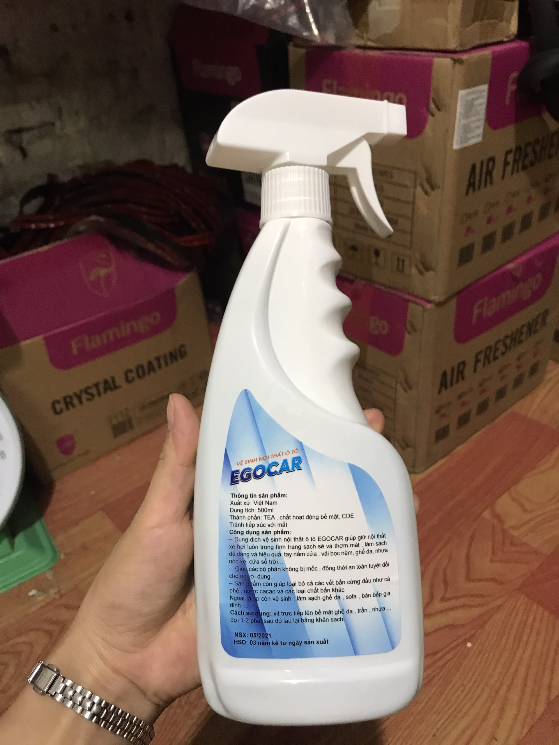 DUNG DỊCH VỆ SINH NỘI THẤT Ô TÔ EGOCAR 500ml