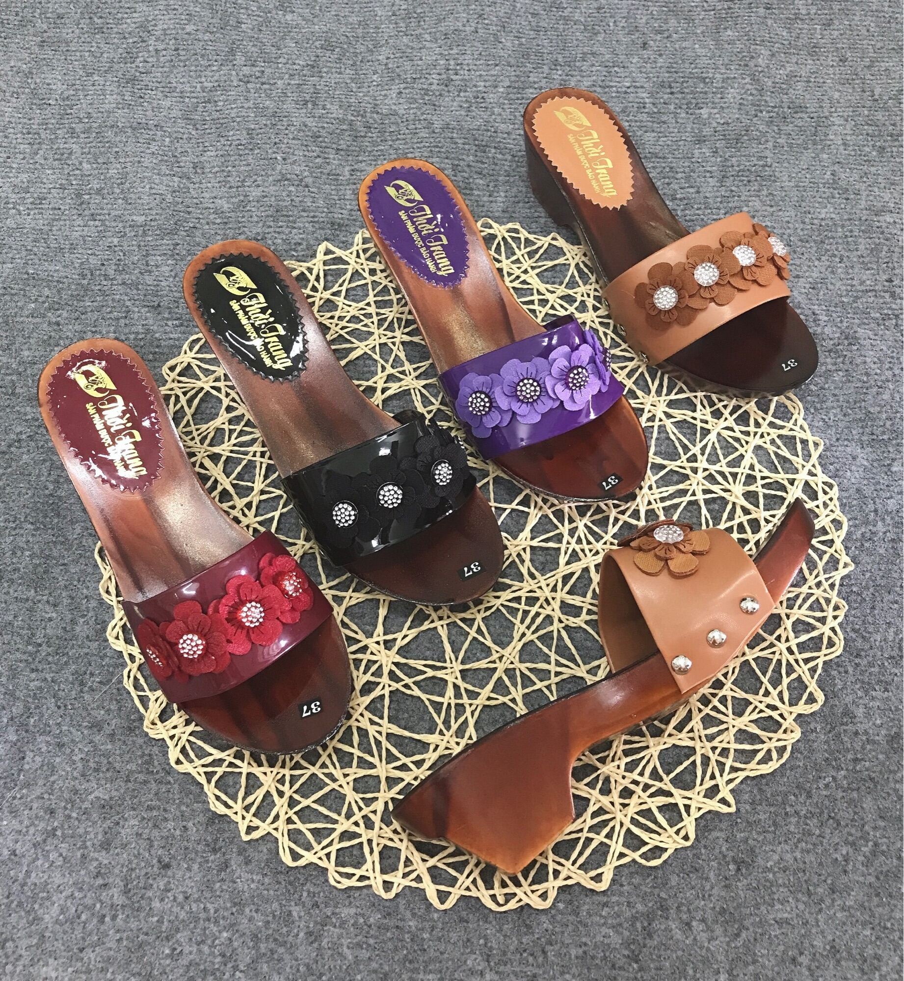 GUỐC CHO MẸ GUỐC NỮ TRUNG NIÊN ĐẾ GIẢ GỖ SIÊU NHẸ