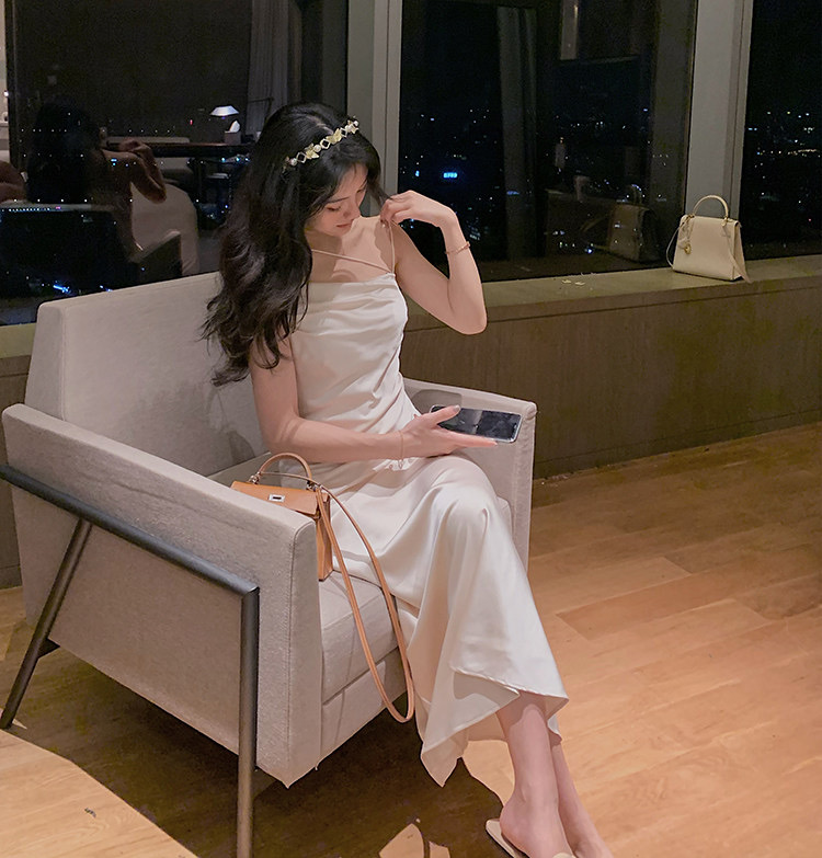 Đầm Maxi Phi Lụa Dây Kiểu (NUDE+TRẮNG)