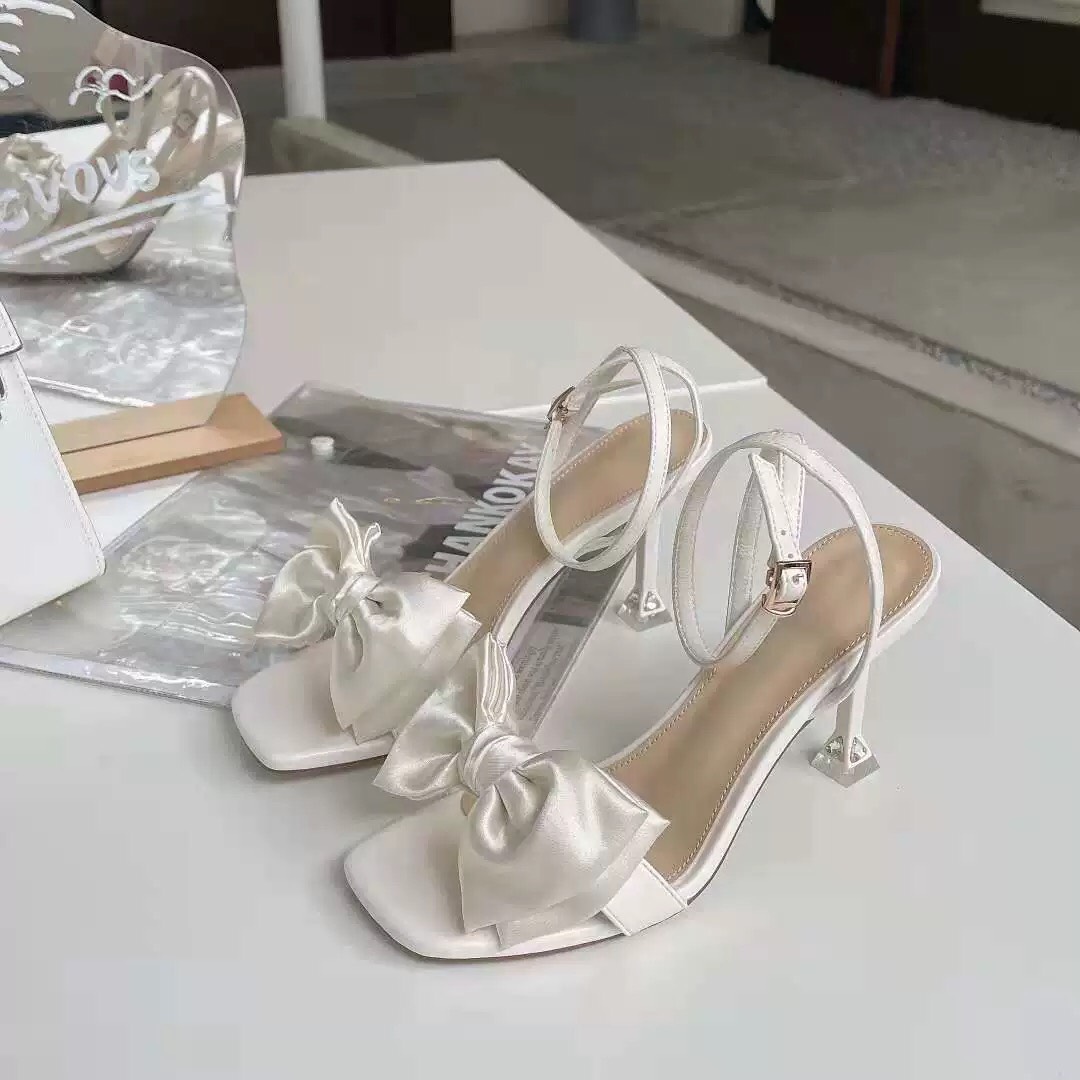 Giày Sandal Cao Gót Nữ Nơ Lụa Mêm Gót Nhọn 7p Sang Chảnh E35M5