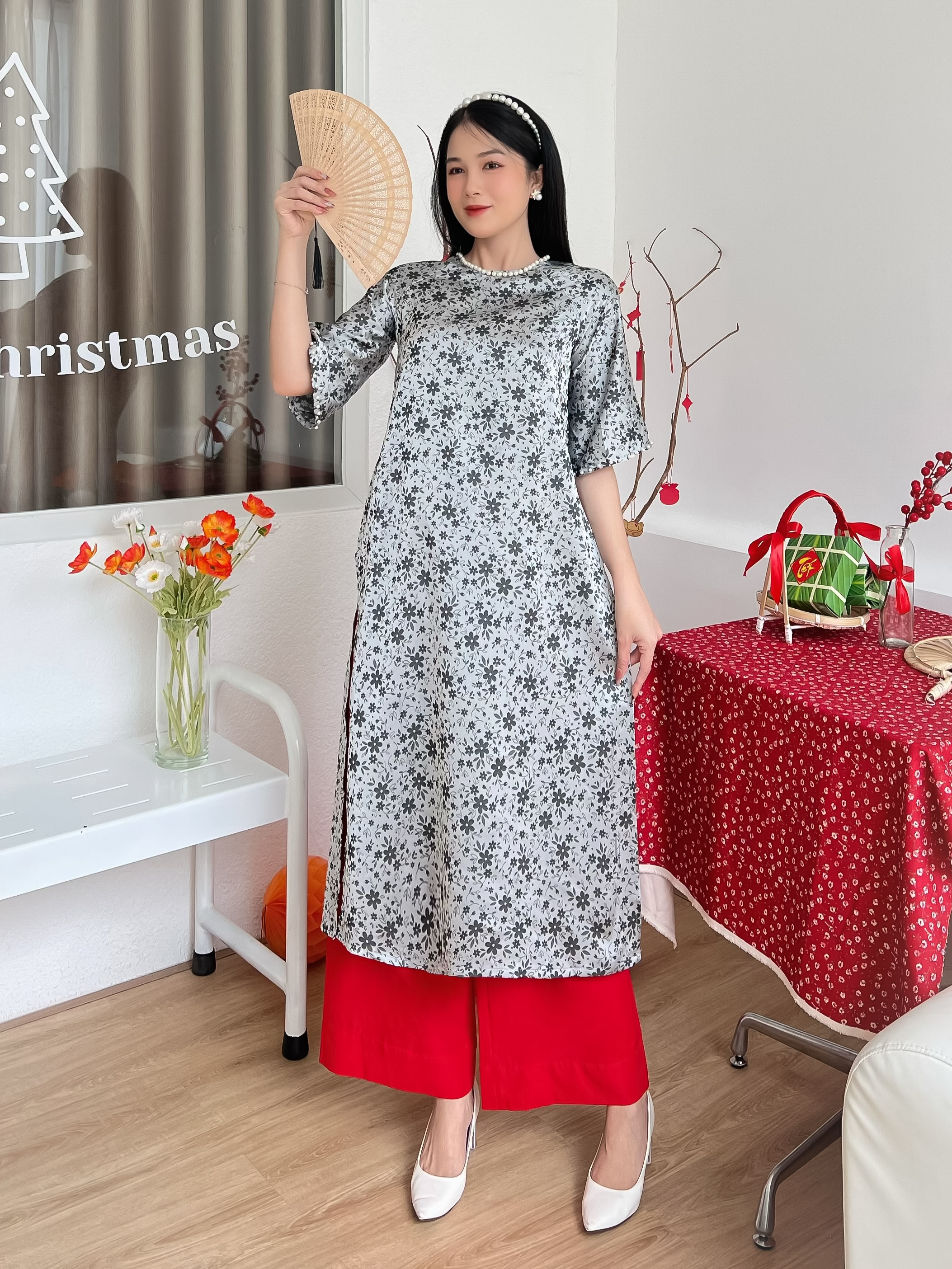 Áo dài gấm cách tân cô hai duyên dáng AD036