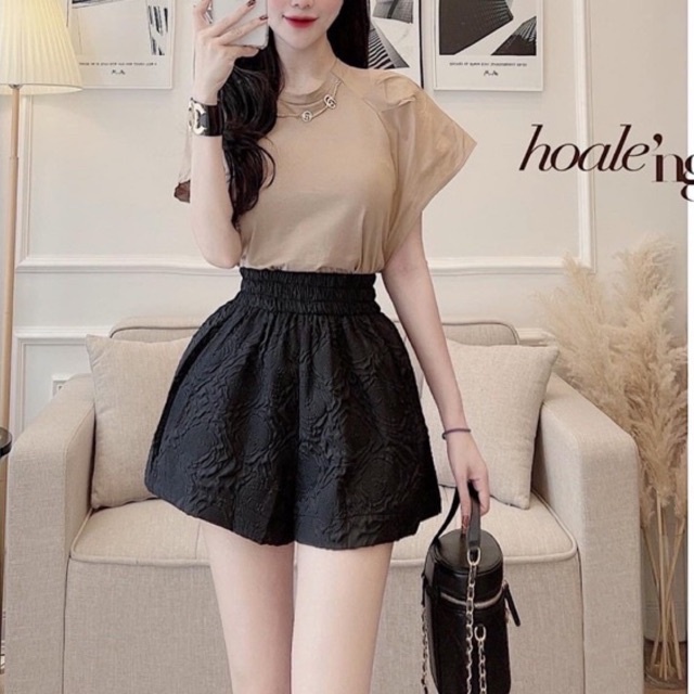Quần Short Nữ Hoa In Nổi Siêu Hot