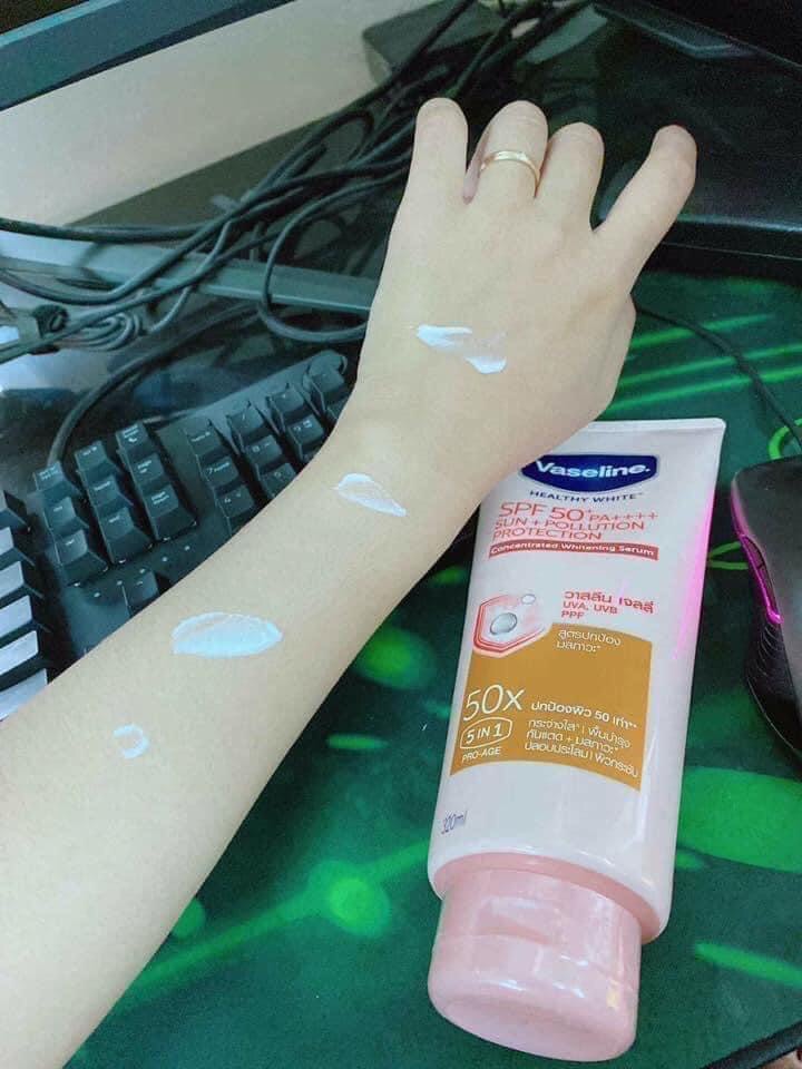 Sữa dưỡng thể lotion vaseline 50x Thái Lan 320ml[Chính Hãng]