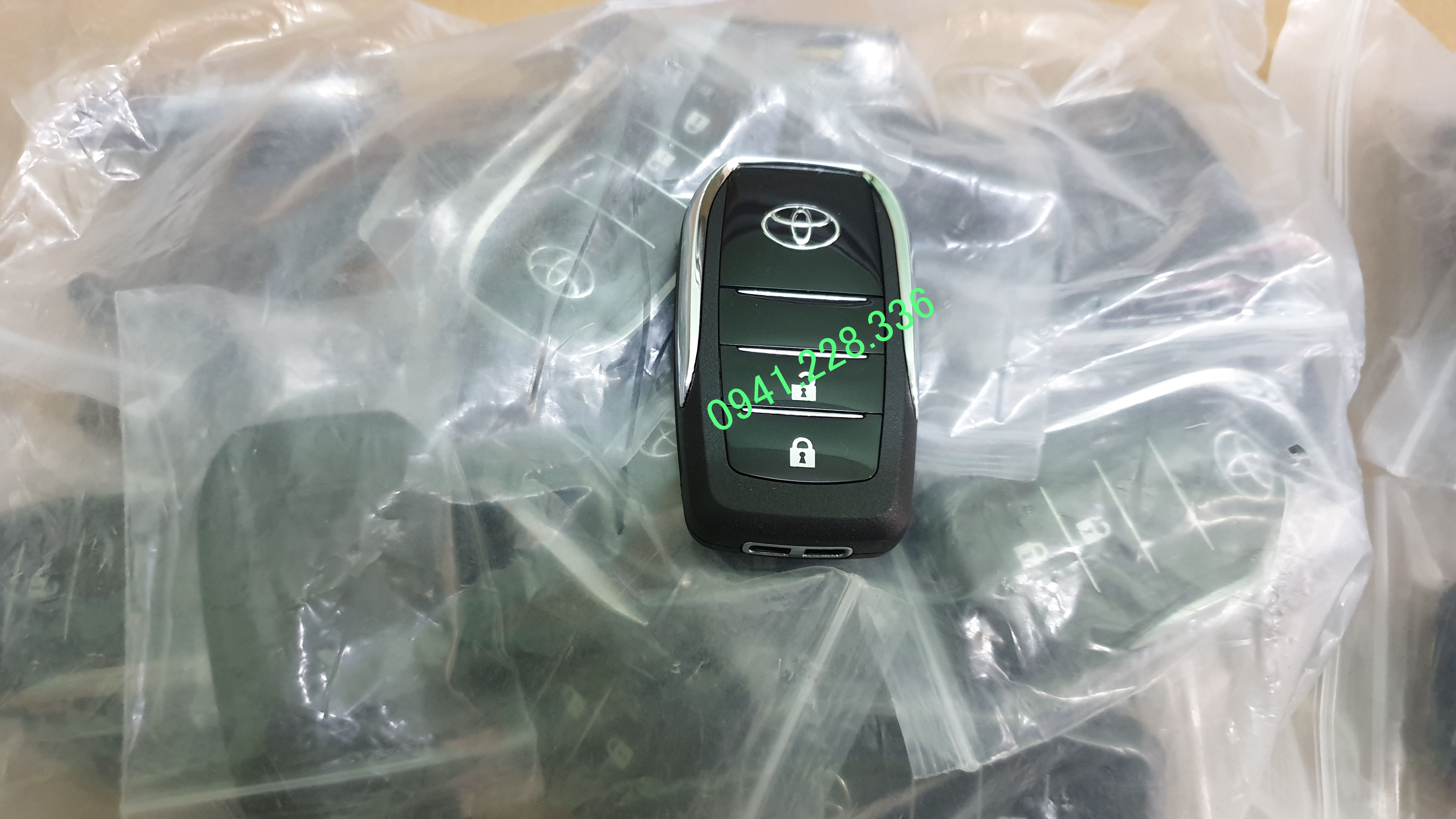 [TUYỆT PHẨM ĐỘ CHÌA] Vỏ gập Toyota (2 nút) Vios, Yaris 2015-2020 (From mới)
