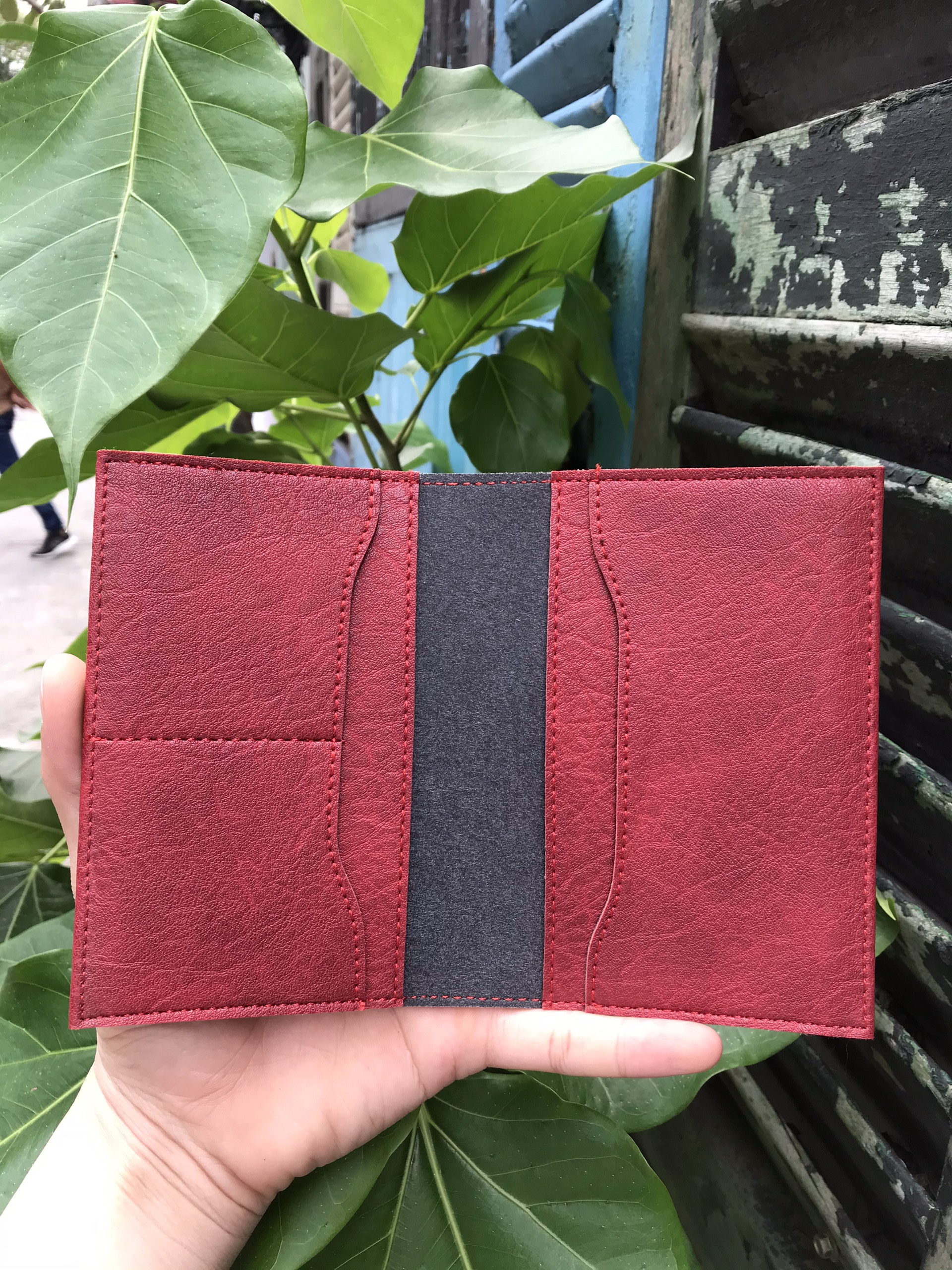 [HCM]Ví đựng hộ chiếu/cover passport màu đỏ boocđo