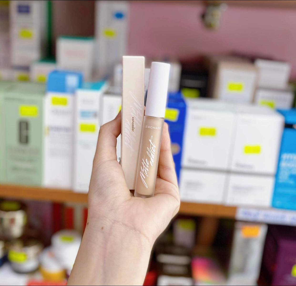Che khuyết điểm Lemonade Matte Addict Concealer 3g