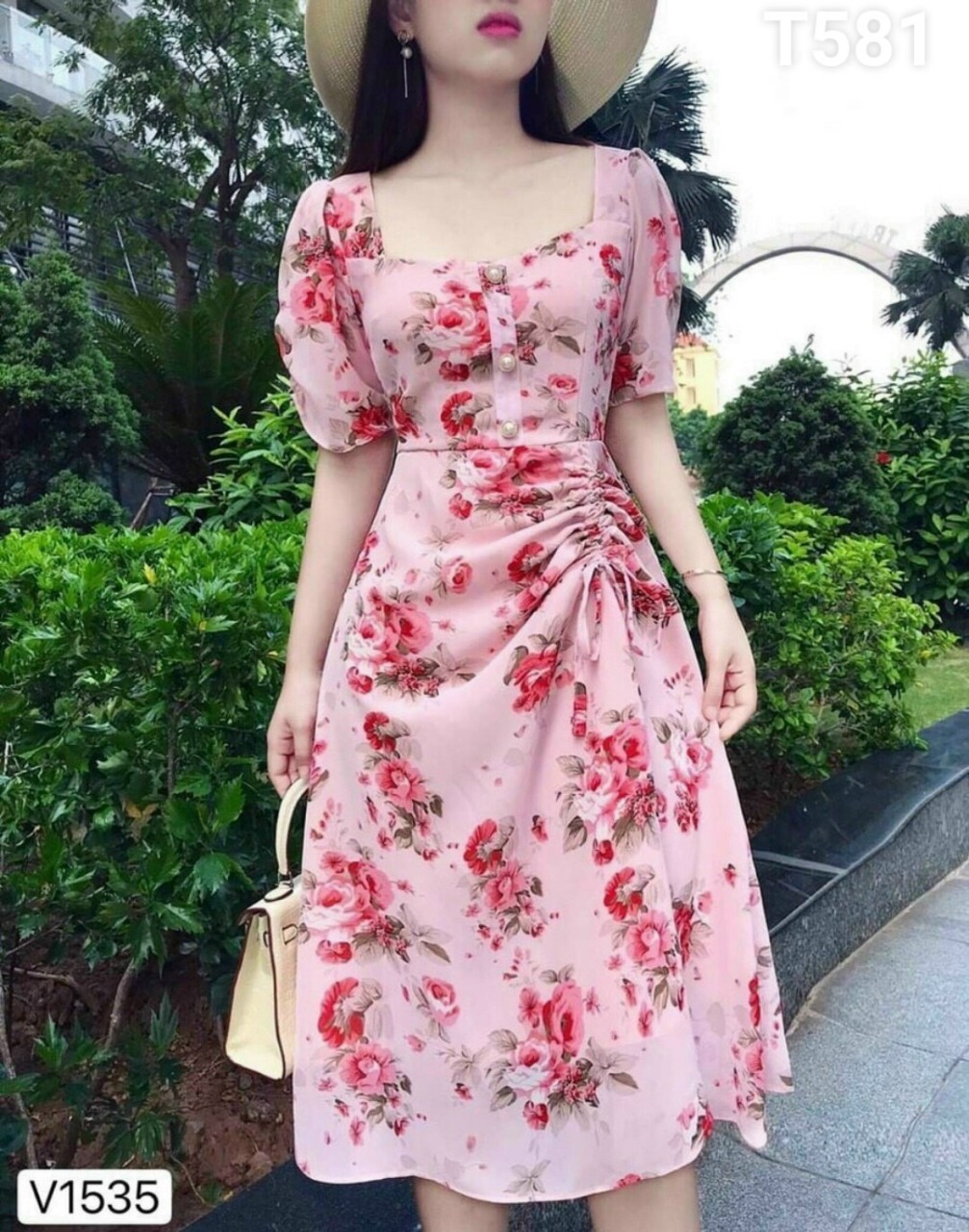 Đầm dáng xoè in bông rút dây quá đẹp dạo phố siêu xinh T581