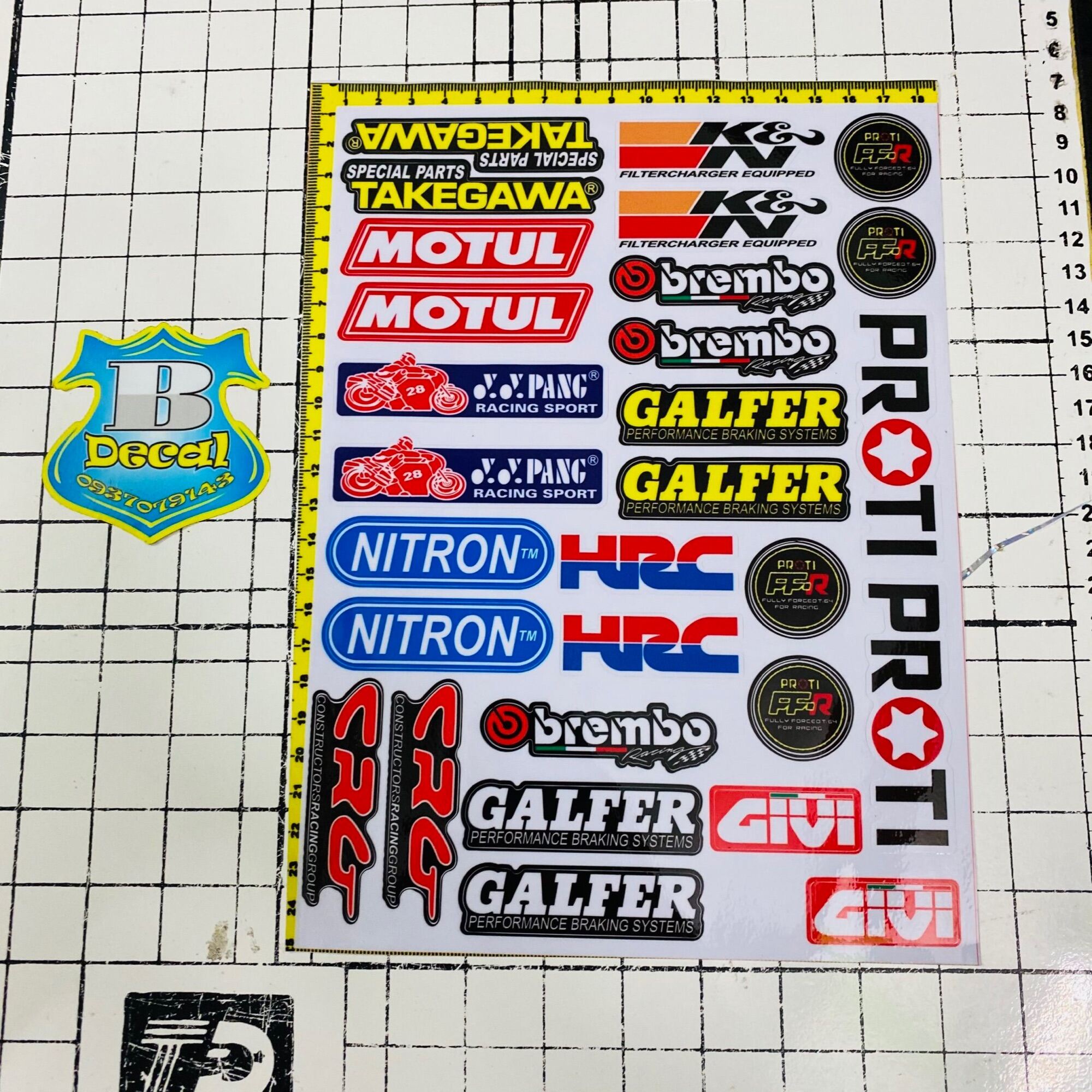 Combo set tem logo sticker 1