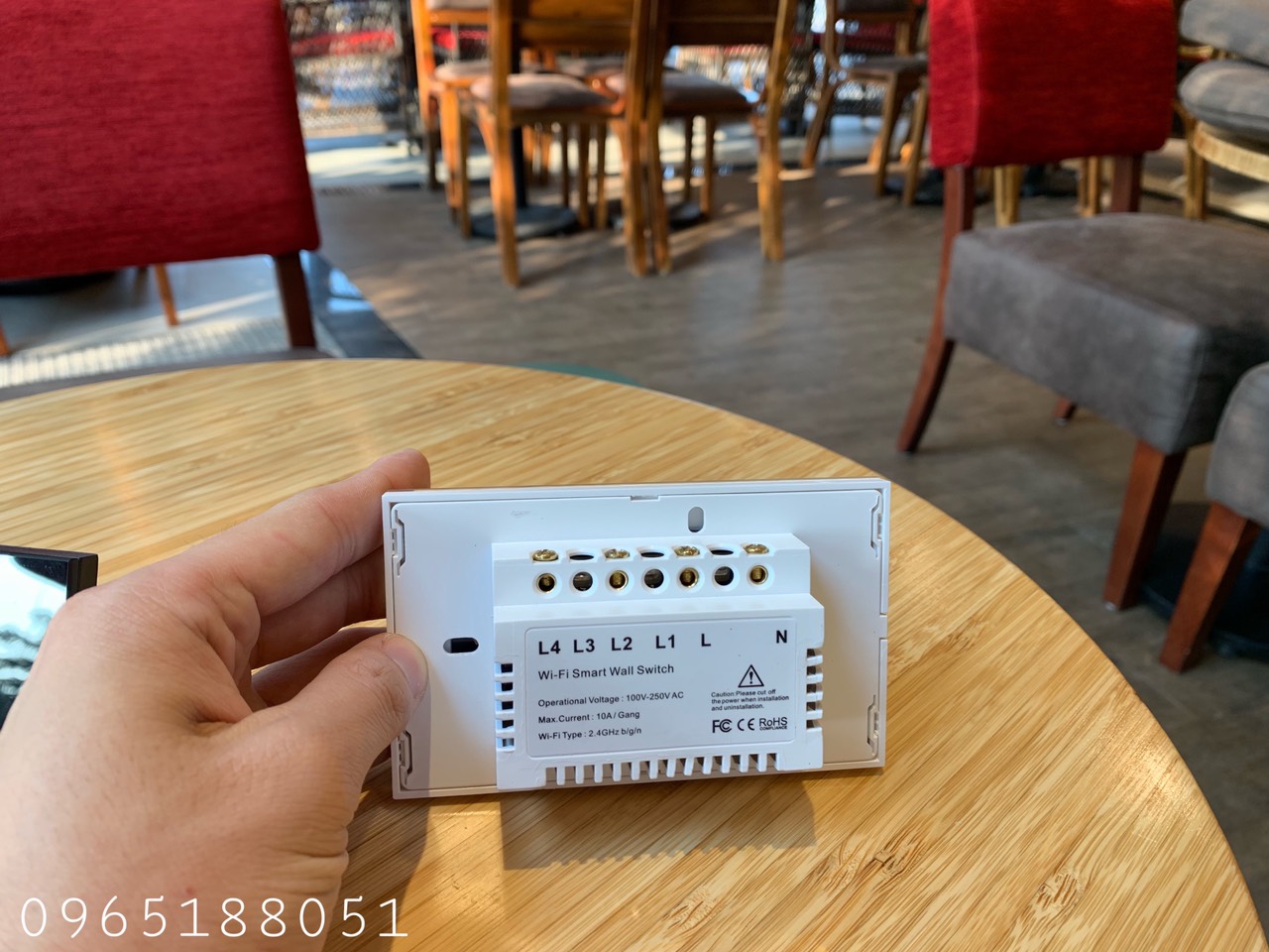 Công tắc thông minh Tuya 3 nút Đen  (wifi +rf 433) hổ trợ tiếng việt