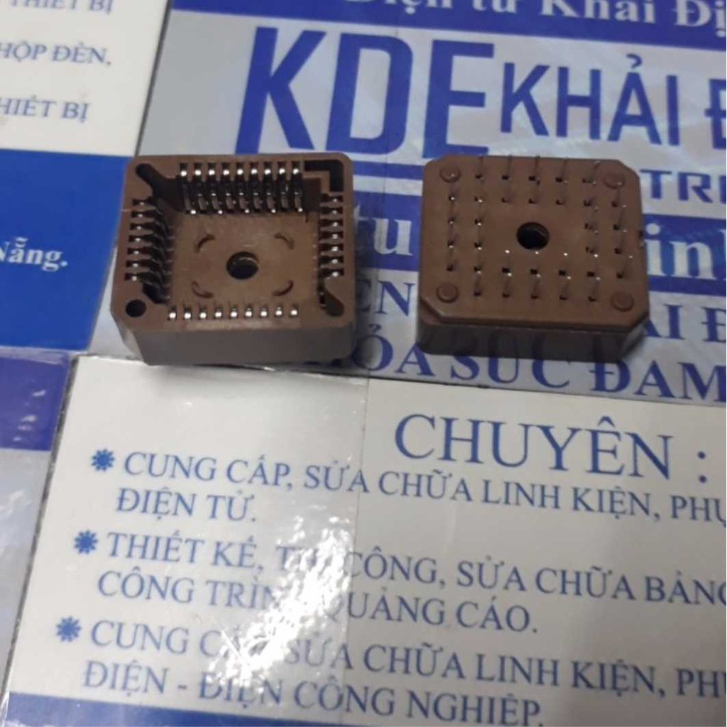3 cái đế ic 32p plcc32 kde0487