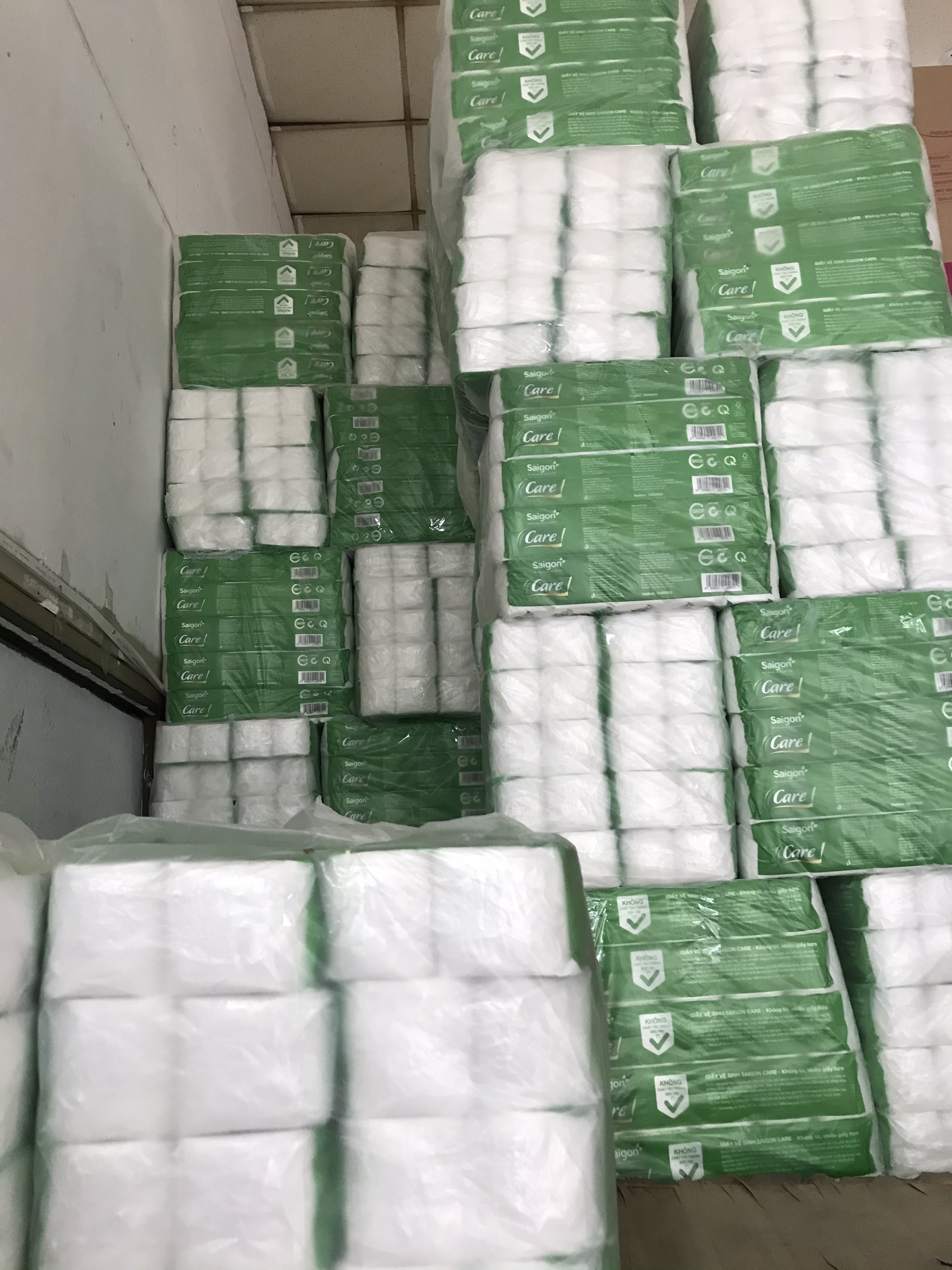 [HCM]1 CÂY (10 LỐC) GIẤY VỆ SINH - SÀI GÒN CARE 10 (KHÔNG LÕI)