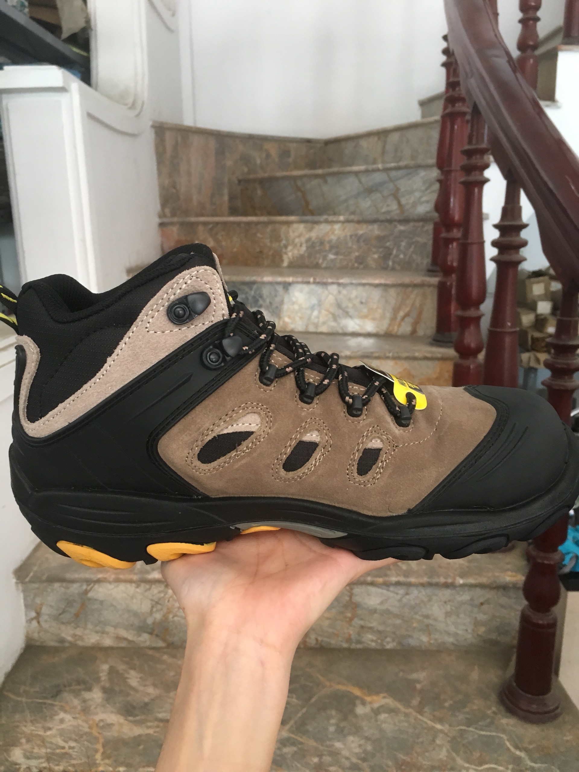 Giày Bảo Hộ Lao Động Safety Jogger Xplore