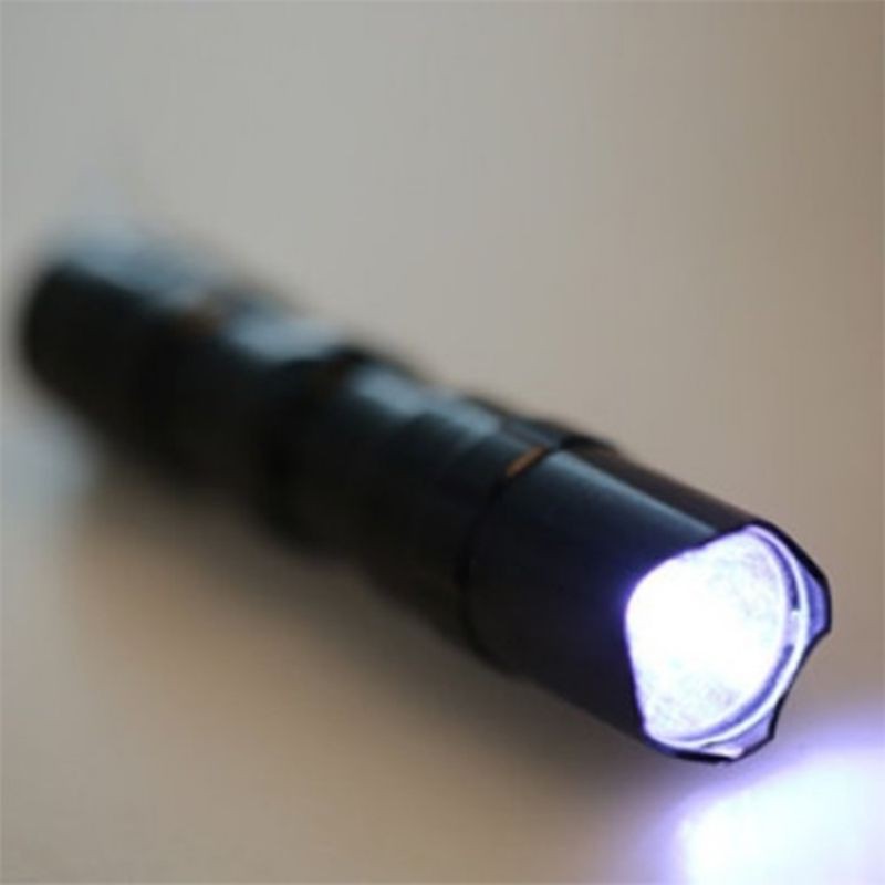 Bán Sỉ Đèn Pin Siêu Sáng Led 3W (a2)