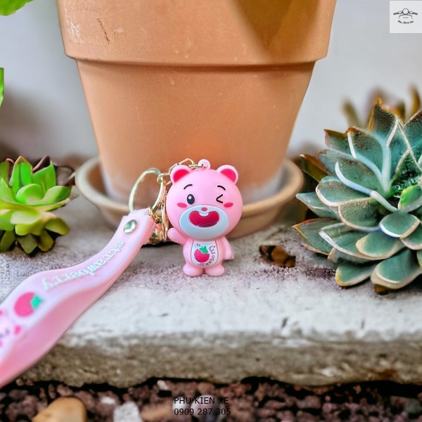 Móc Khóa Gấu Dâu Hồng Lotso Siêu Đẹp