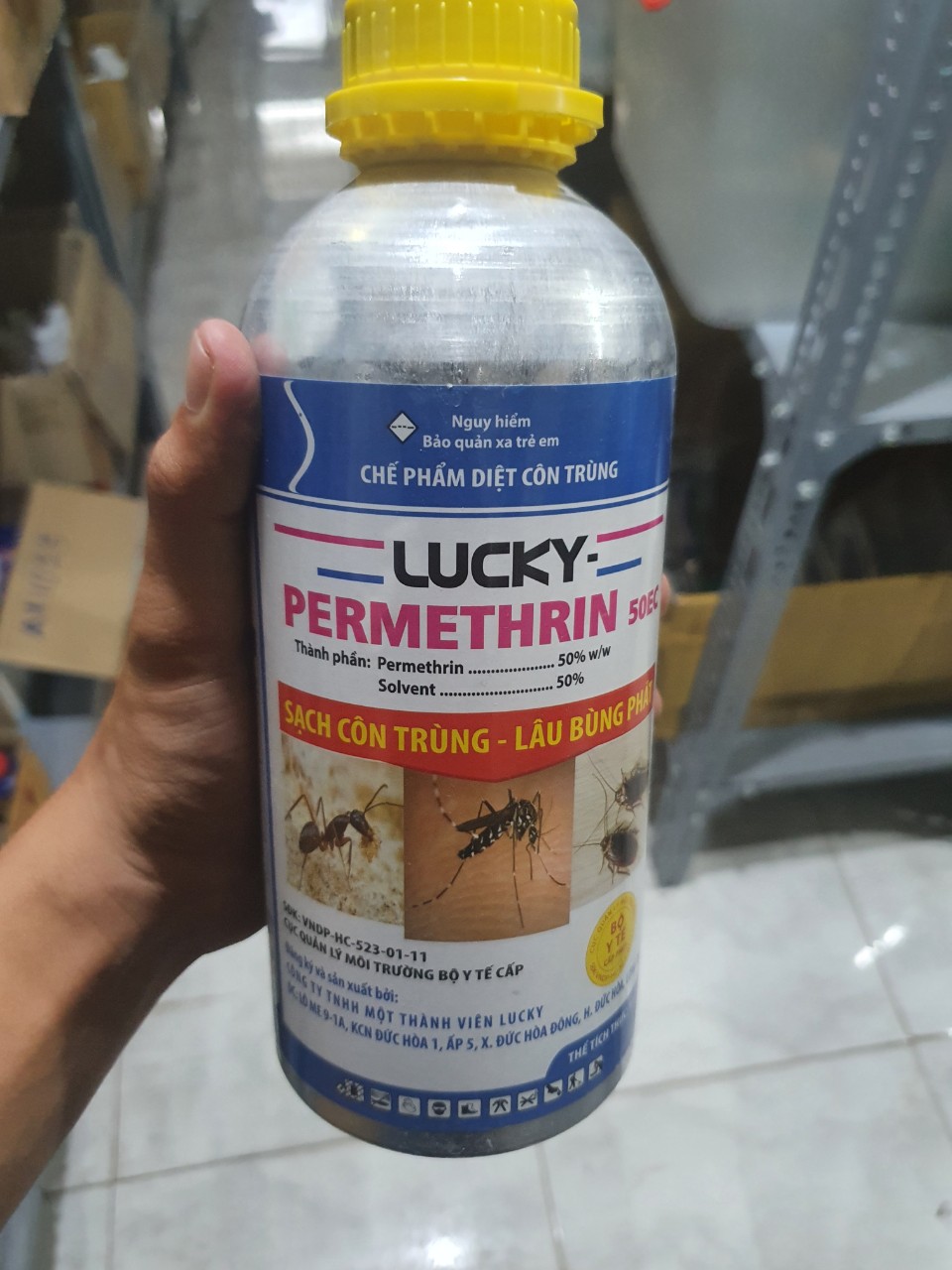 [HCM]CHẾ PHẨM DIỆT CÔN TRÙNG LUCKY-PERMETHRIN 50EC Chai 1Lit - A5.1022