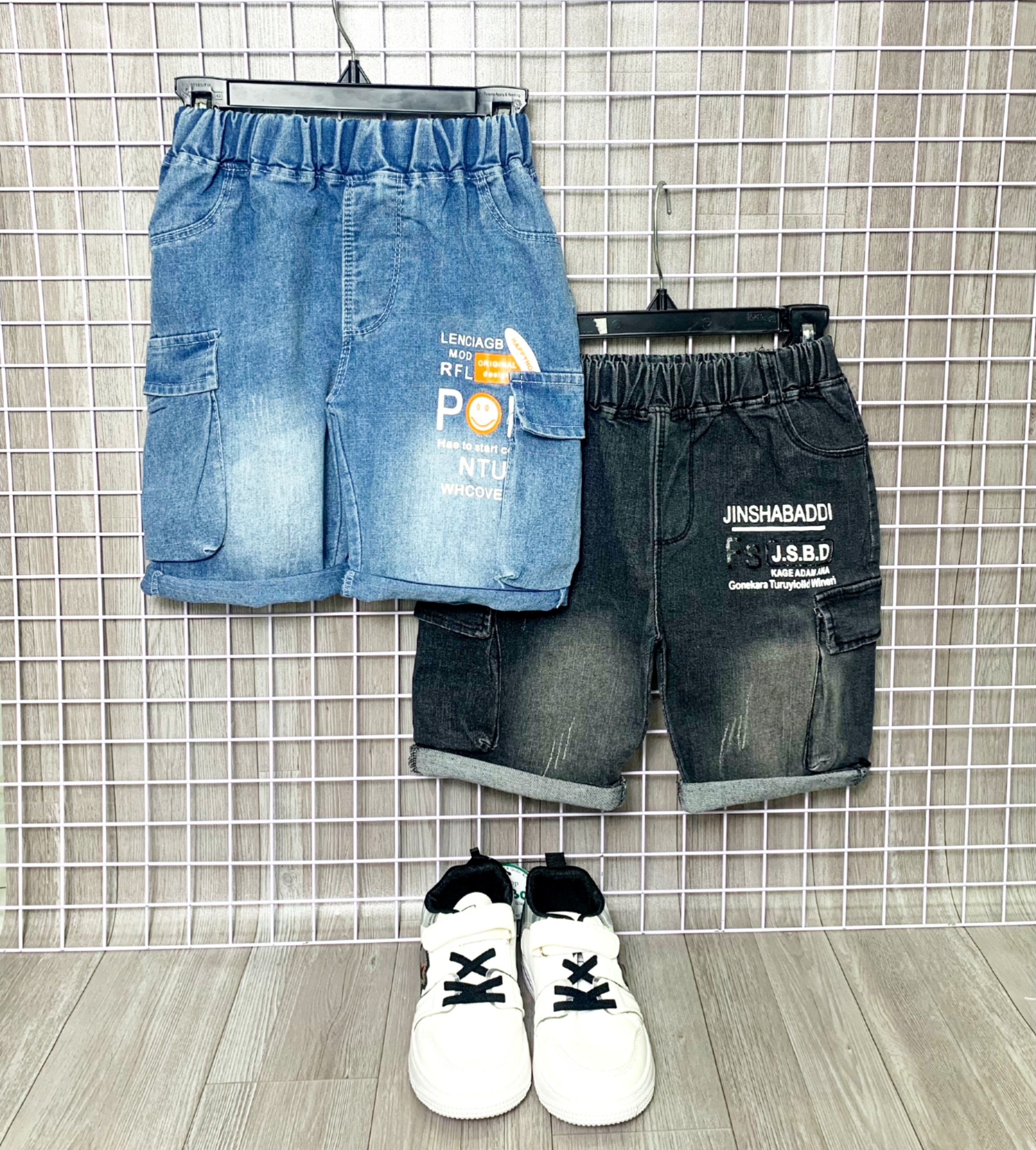 Quần Jean lửng mặt cười cam mềm mịn cho bé