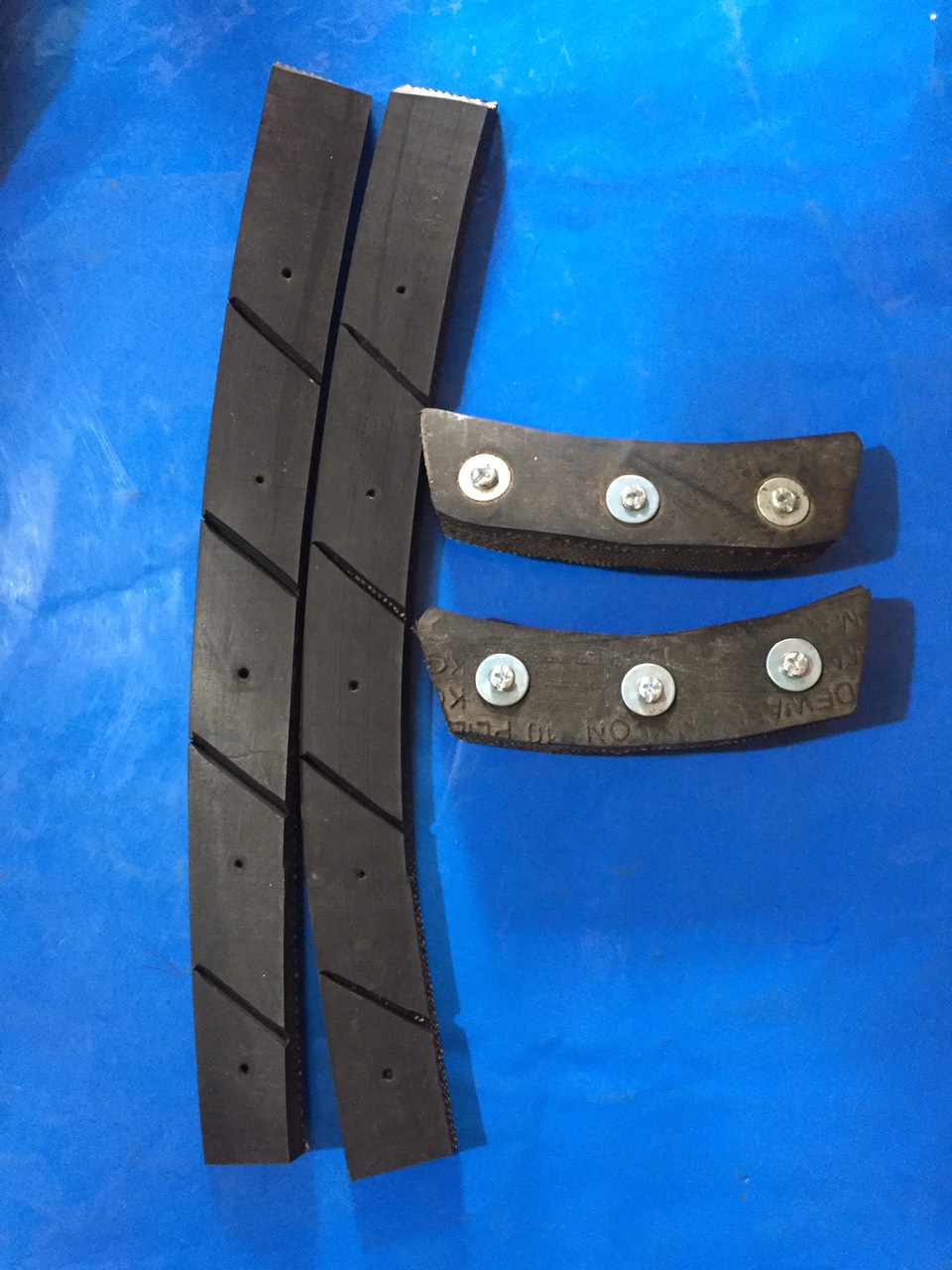 Guốc trèo cột điện, Bộ 1 đôi gót ngắn và 1 đôi dài. đôi má Guốc trèo cây, Guốc trèo điện lực, Guốc trèo cột điện tam giác loại 1 đinh