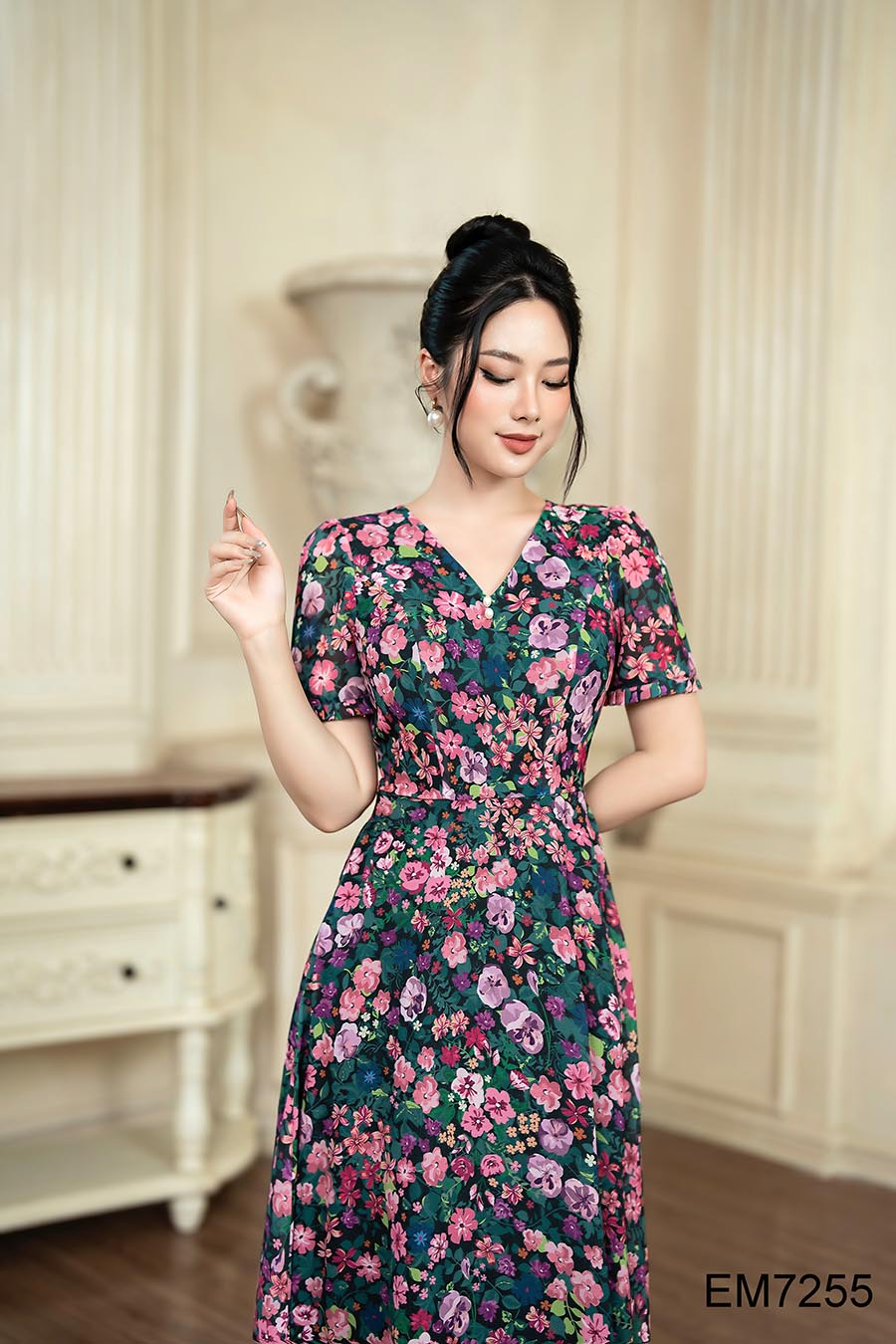 Đầm EMY EM7255 Xoè Maxi Hoa