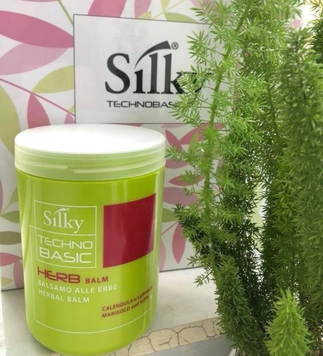 [HCM]Hấp dầu ủ tóc thảo dược chăm sóc tóc hư tổn Silky Herb Balm 1000ml