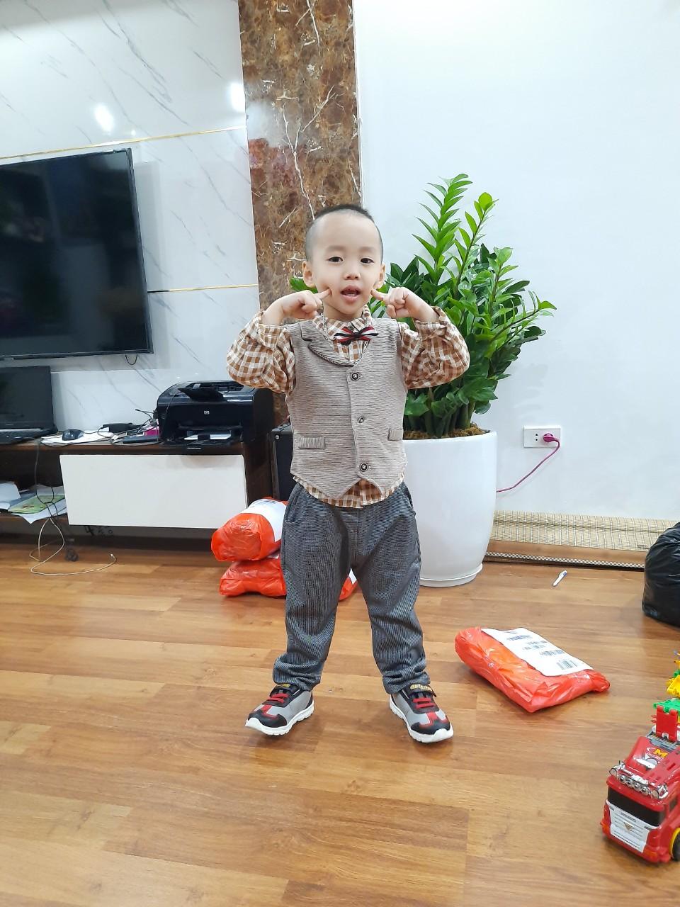 sét vét 3 chi tiết cho bé trai