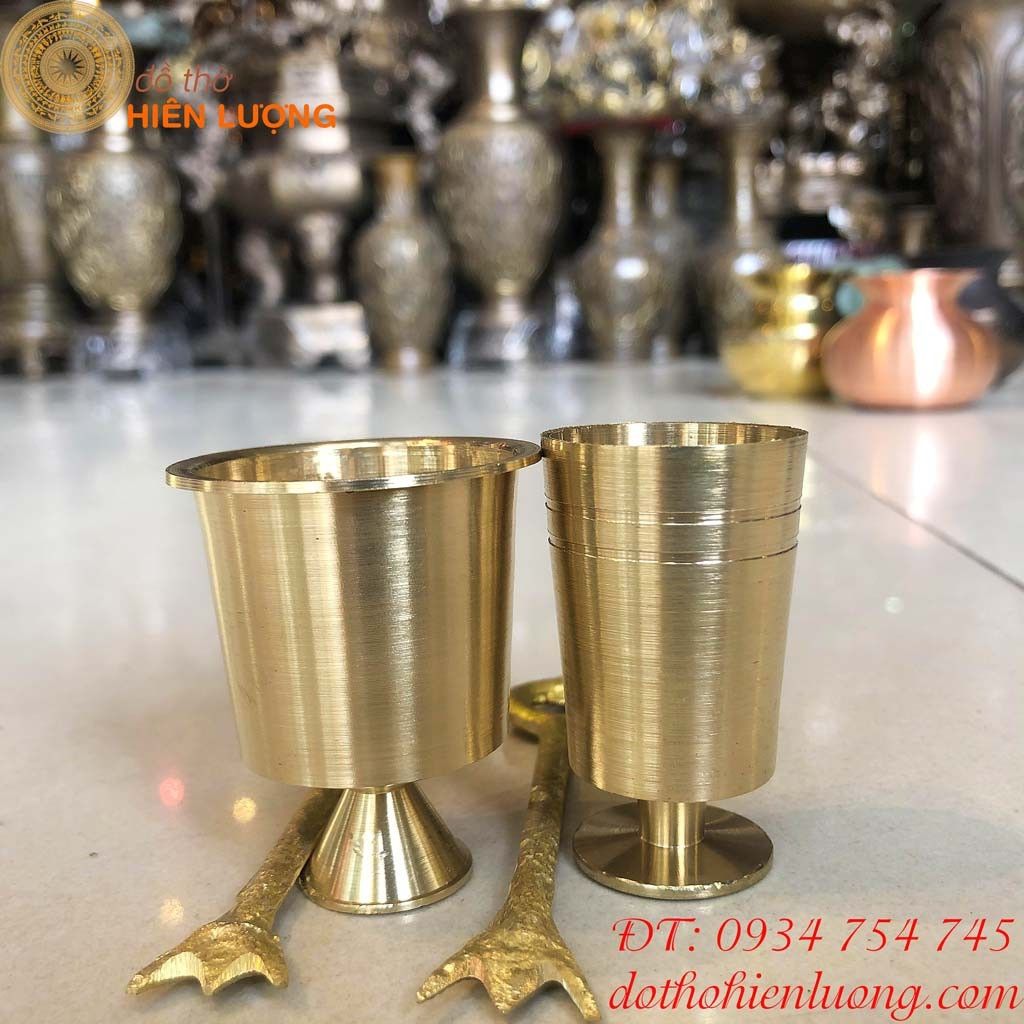 Cối giã trầu bằng đồng